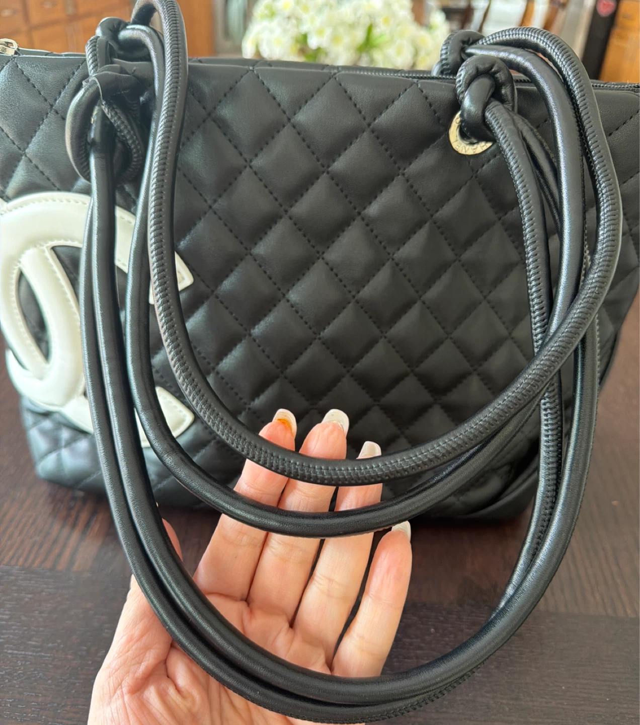 Soft Black Quilted Leather Tote Bag - photo 5