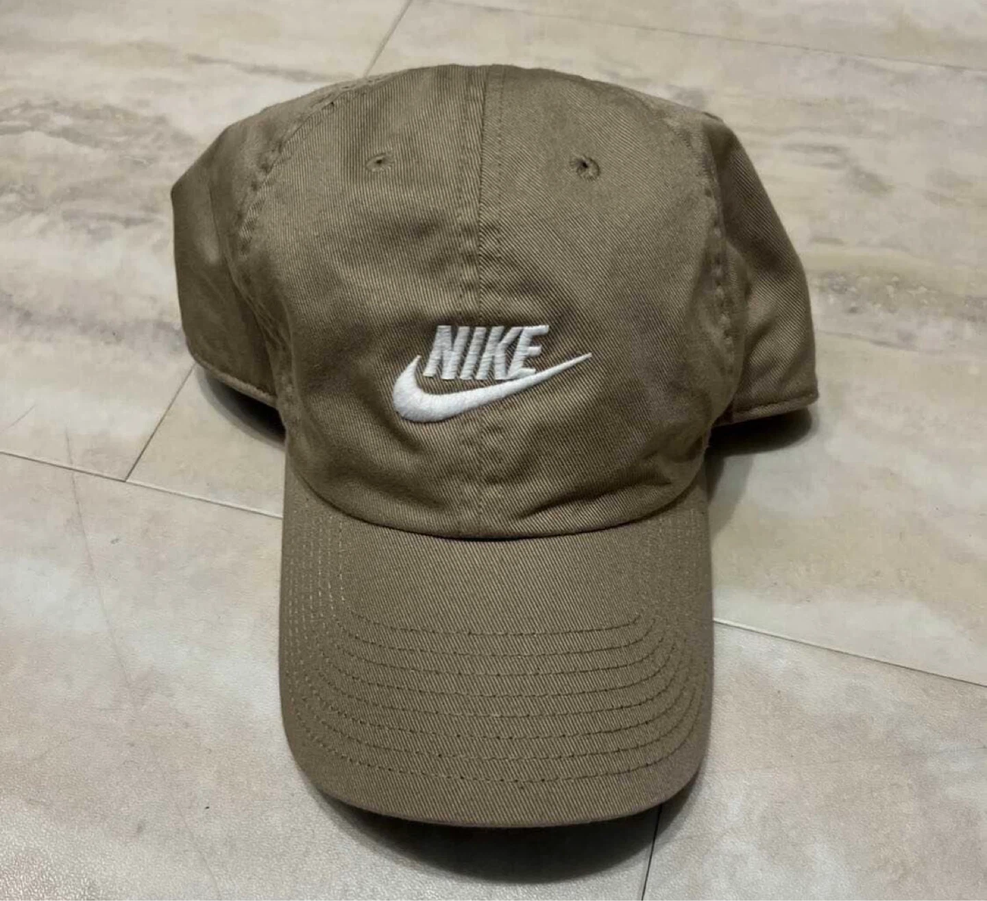 Nike Cap Tan