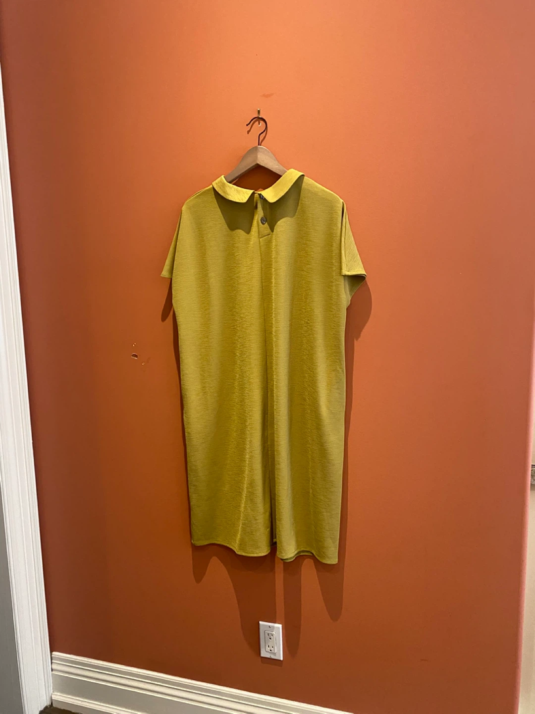 Chartreuse Collared Shift long dress - photo 2