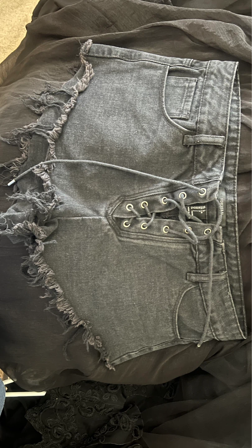 Forever 21 Black Lace-Up Denim Shorts - Size L - photo 4