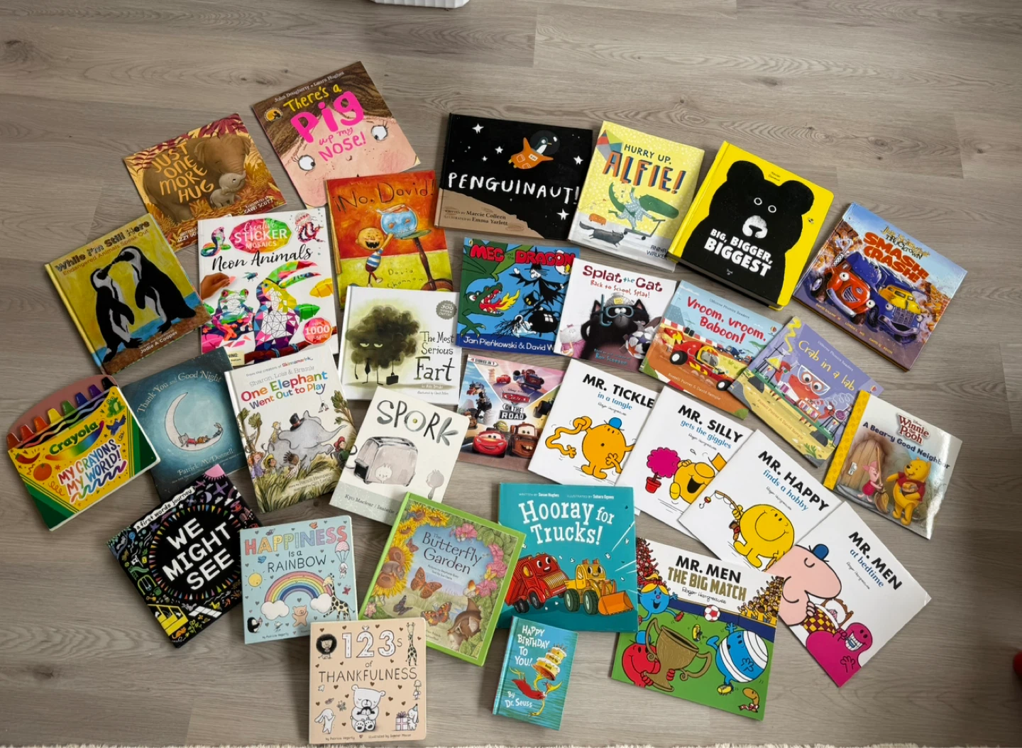 Big bundle of excellent condition kids books