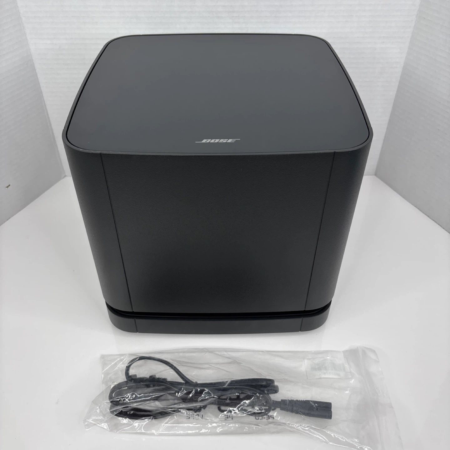 Bose Bass Module 500 Subwoofer (New) - photo 2