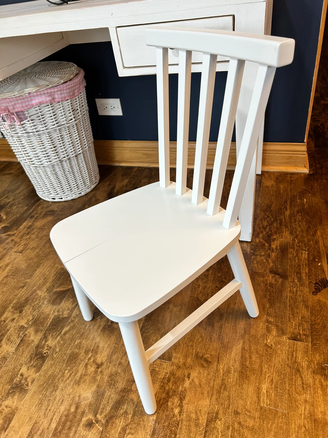 Kids Play Chair - White Wood crate & Barrel - photo 3