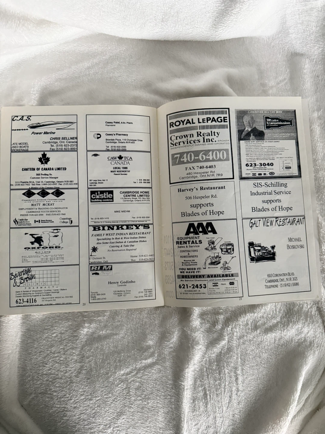 Eddie Shack & Walter Gretzky signed 1999 Galt Hockey Program - photo 4