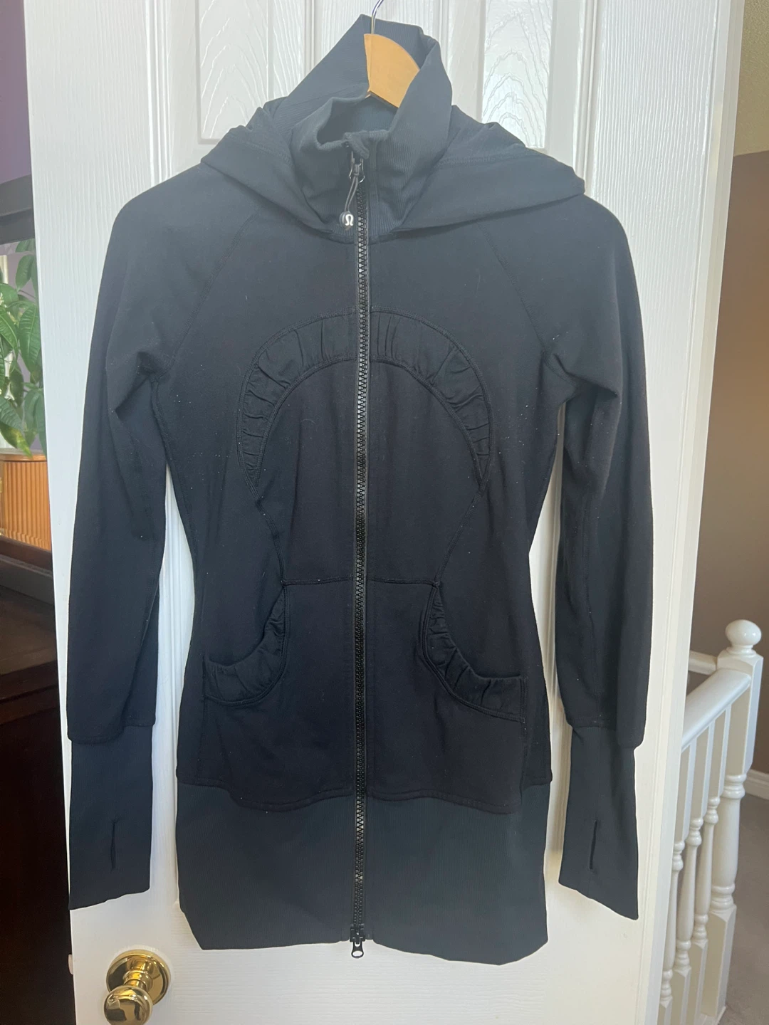 Lululemon Black Hooded Zip-Up Jacket Size 4