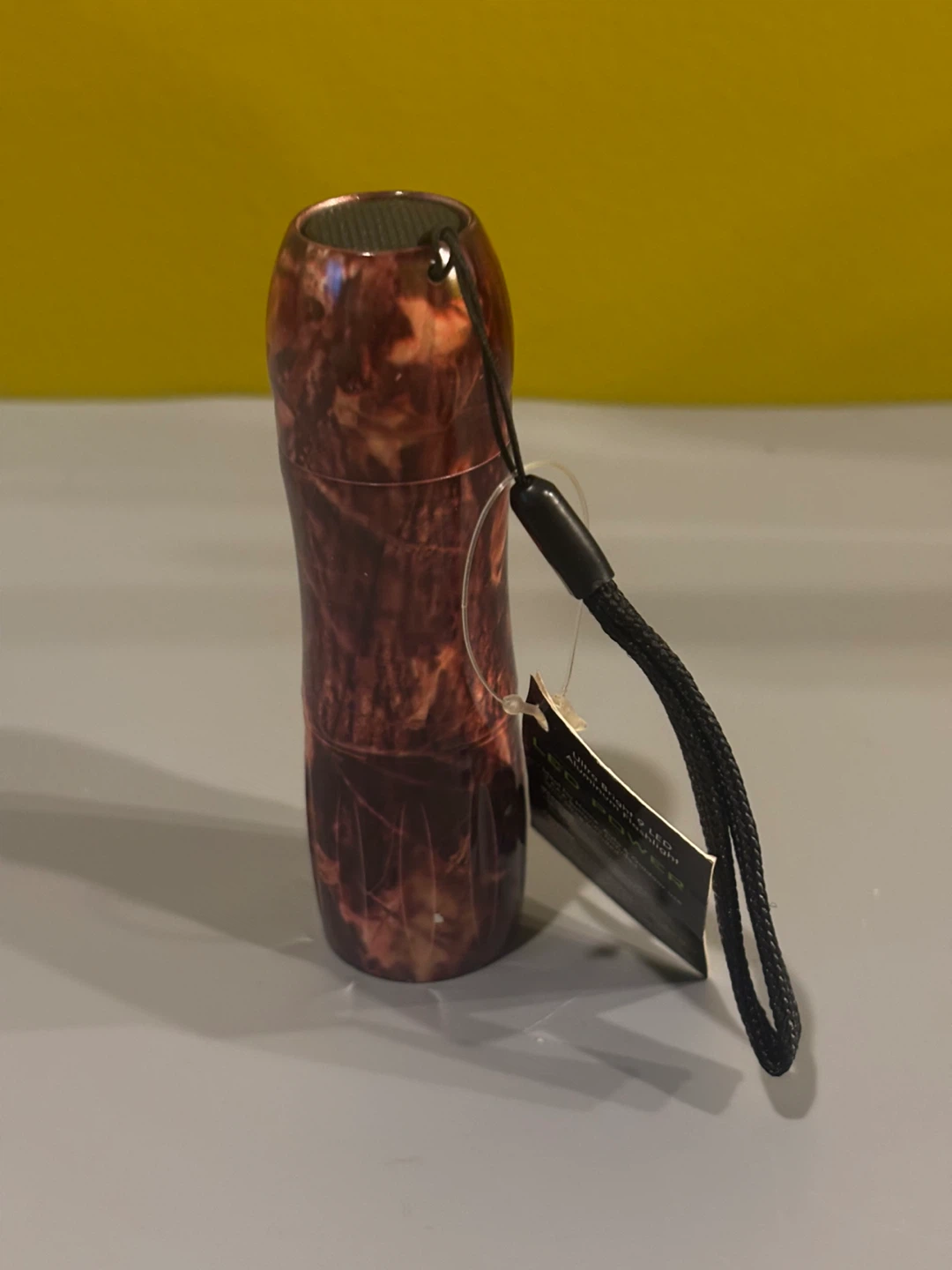 Ultra Bright 9 LED Aluminum Flashlight with Wrist Strap - photo 3