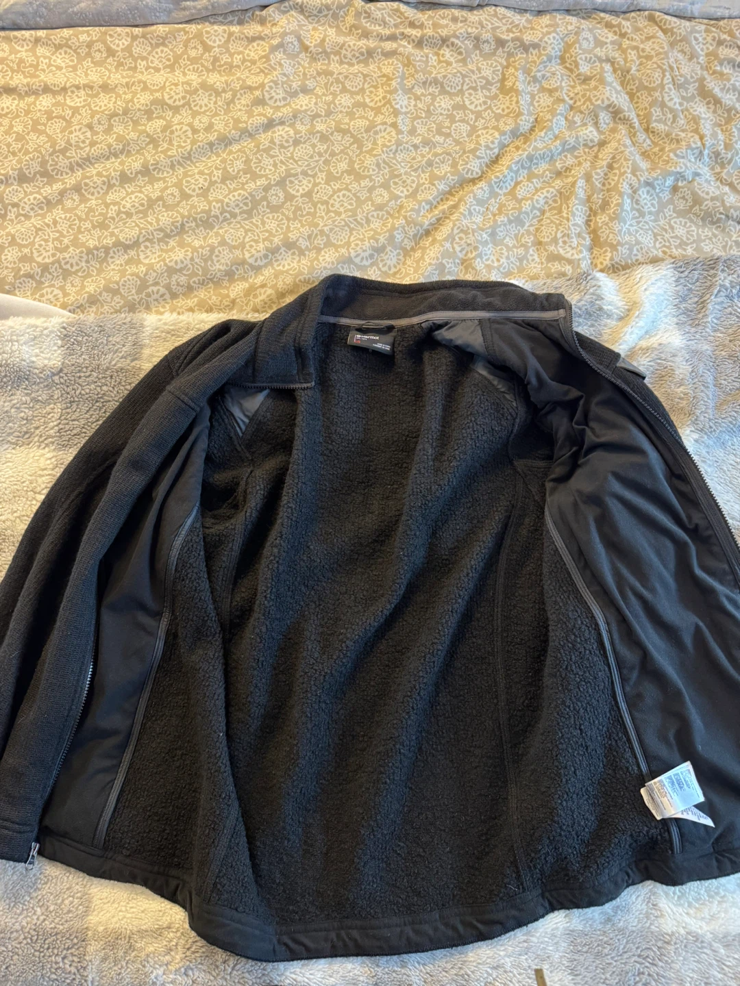 Marmot Black Fleece Jacket - Size L/G - photo 3