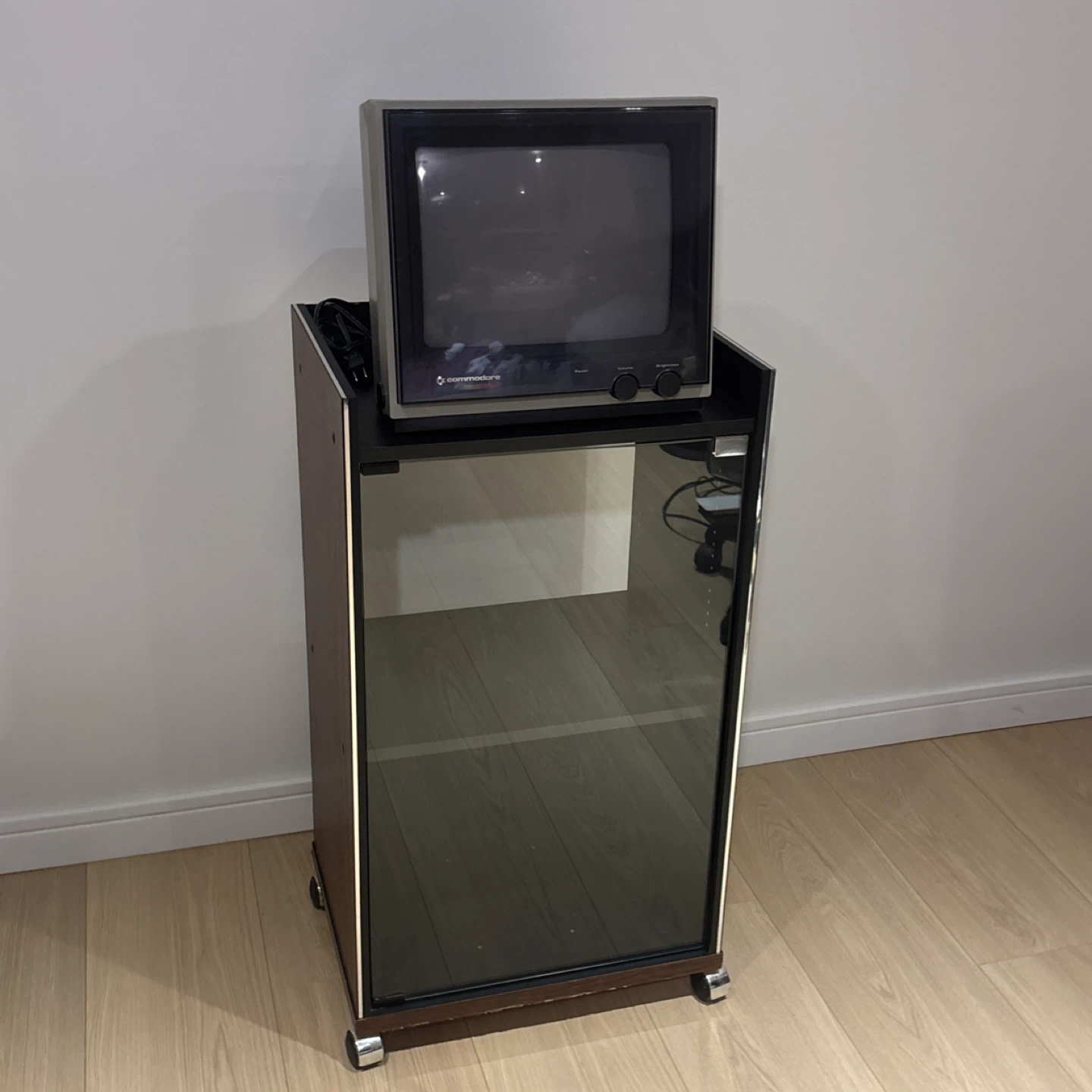 Vintage Commodore Gaming Monitor with Stand
