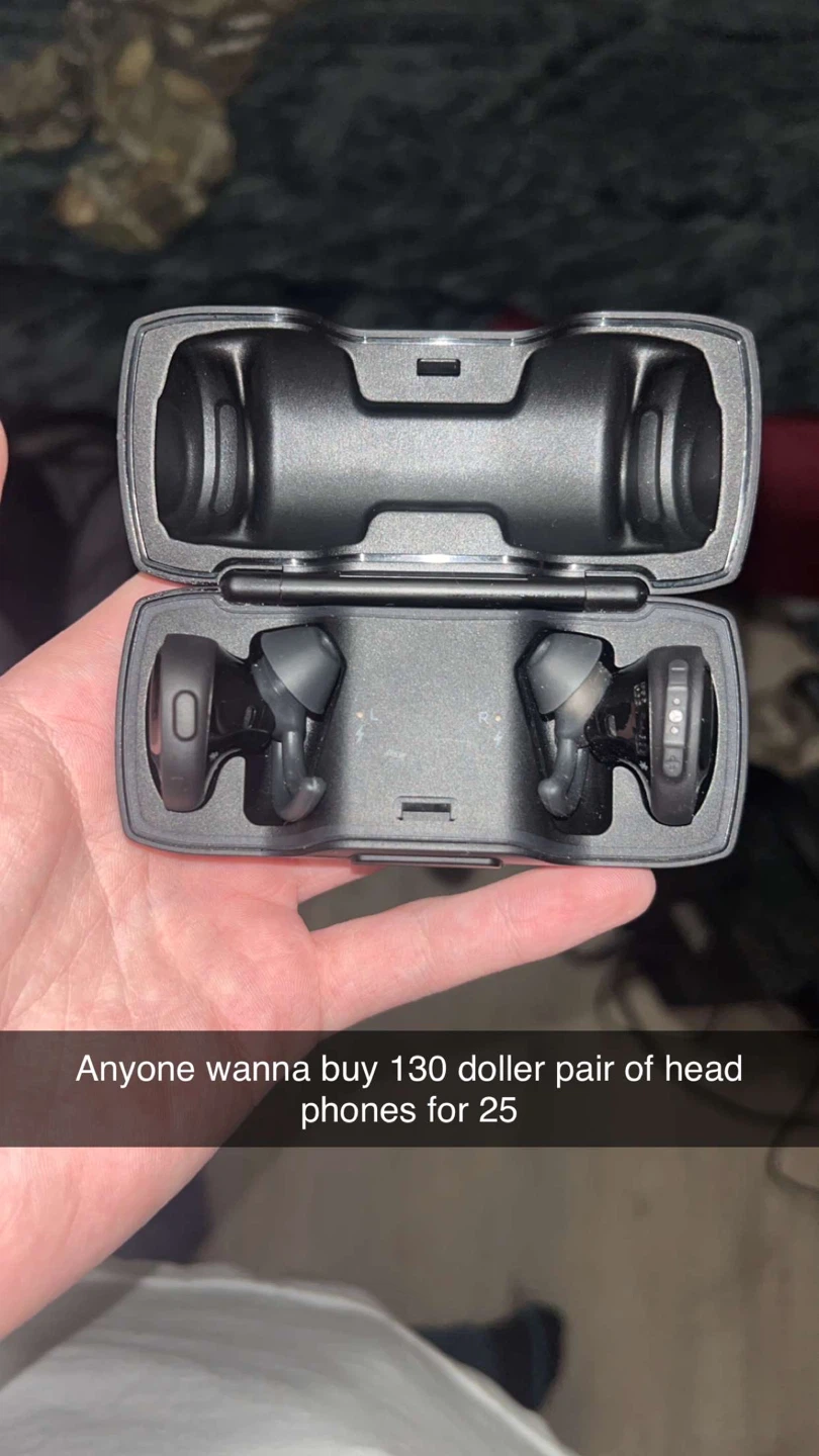 Black Bose Wireless Earbuds with Charging Case