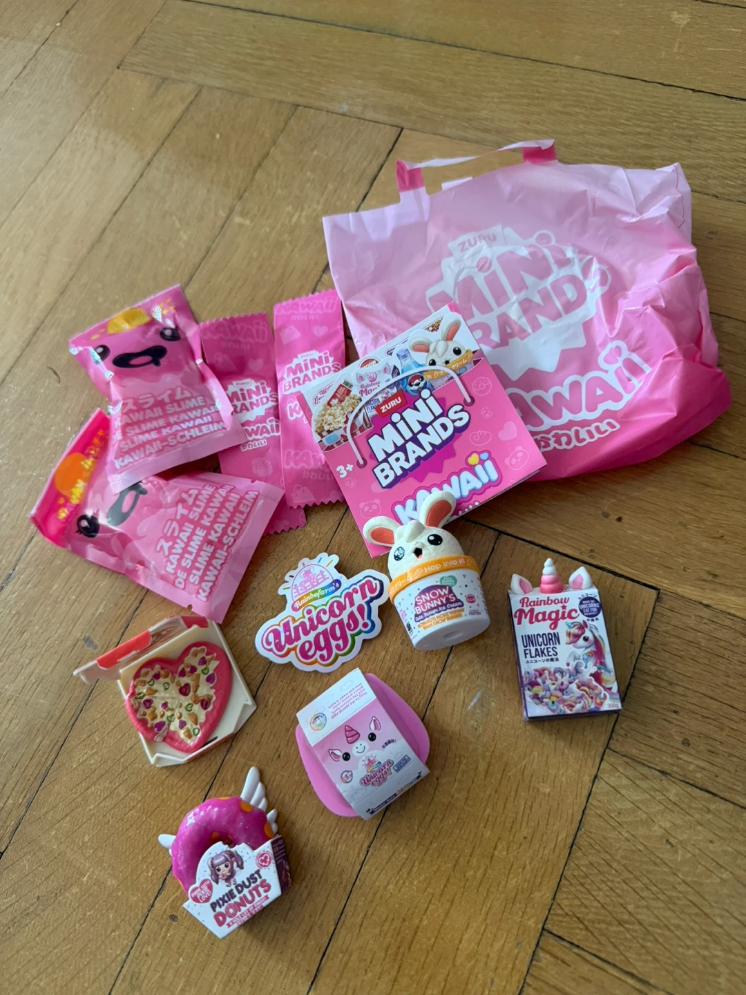 ZURU Mini Brands Kawaii