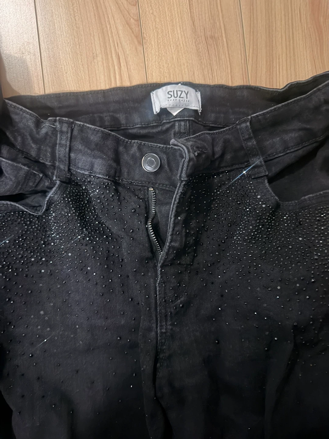 Suzy Shier Black Rhinestone Jeans