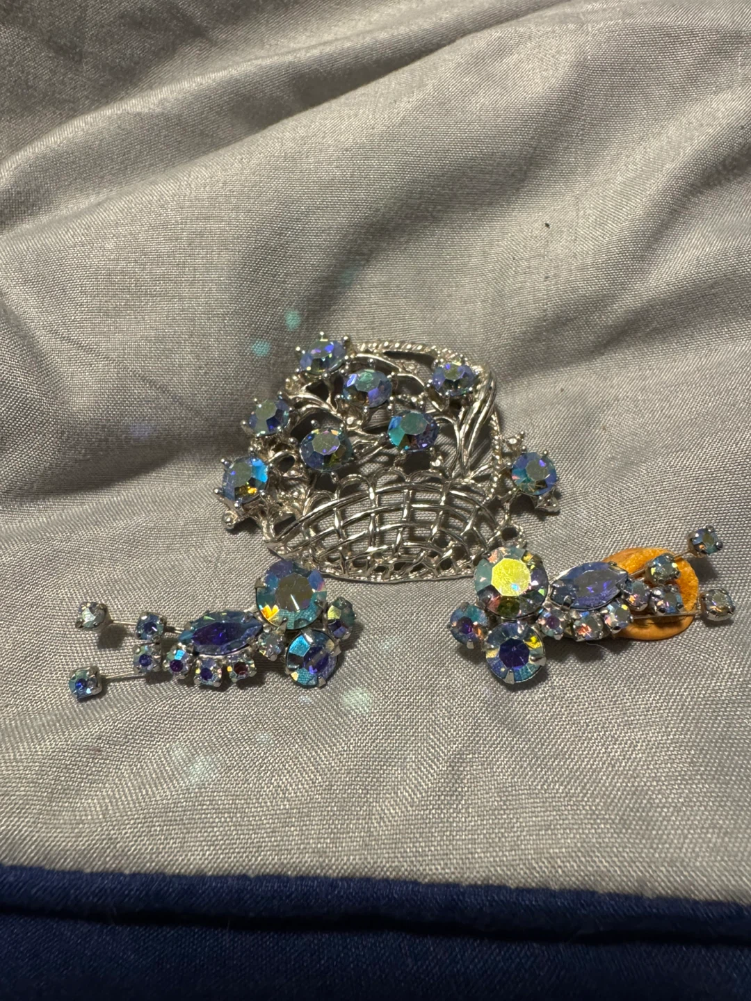 Vintage rhinestone brooch and earrings set