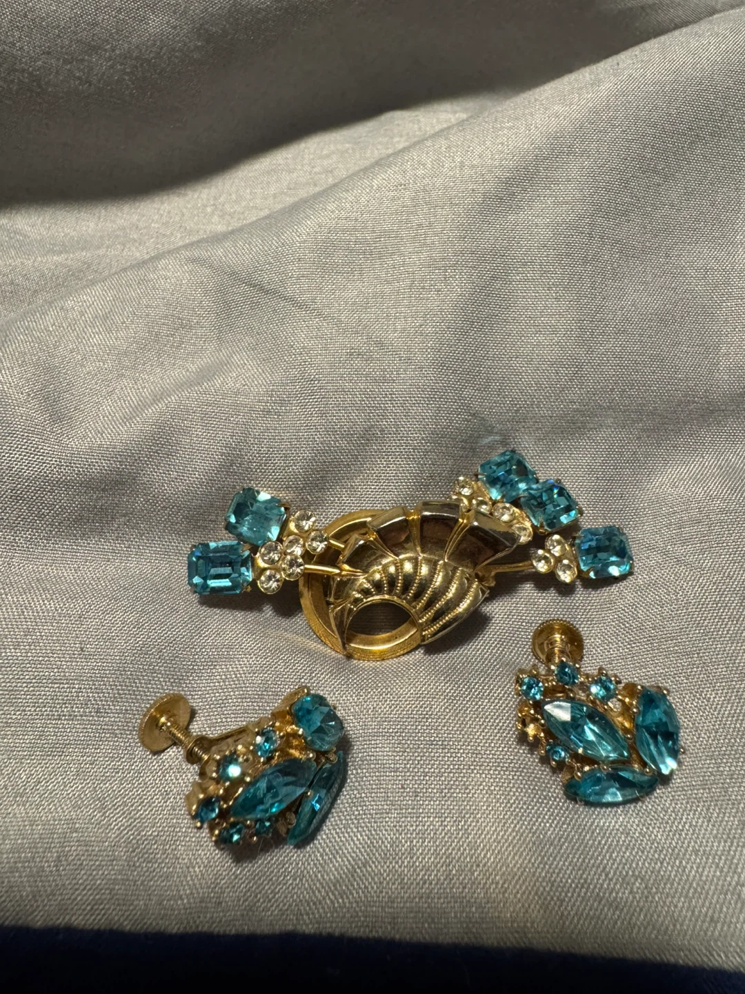 Vintage Brooch and Earring Set - Blue Rhinestones