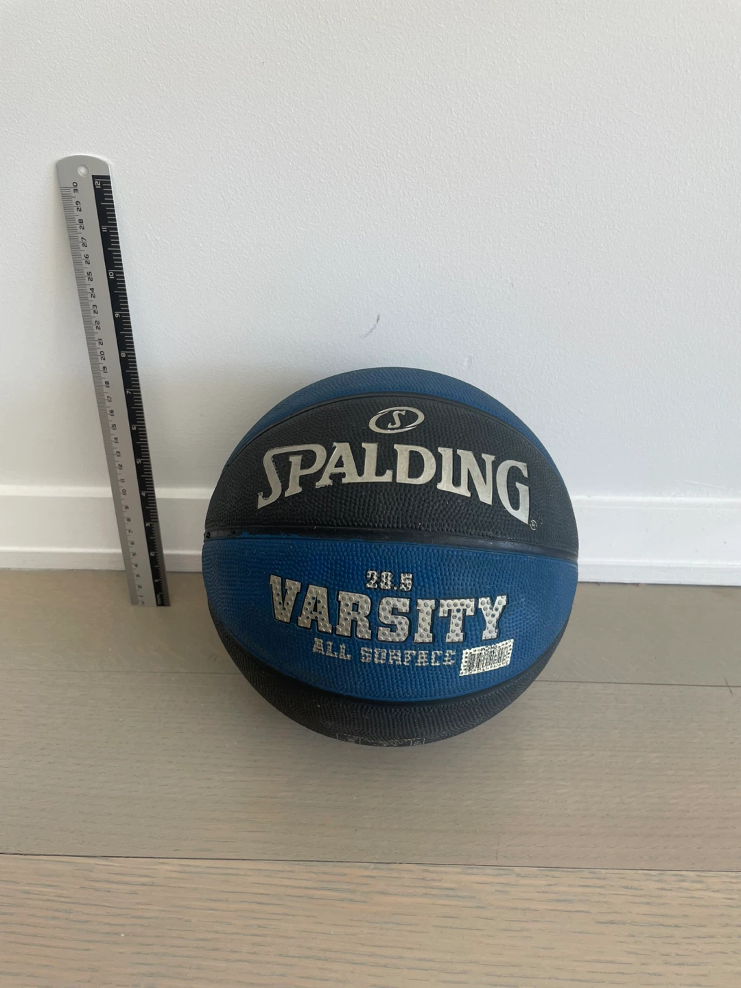 Spalding Varsity All Surface Basketball