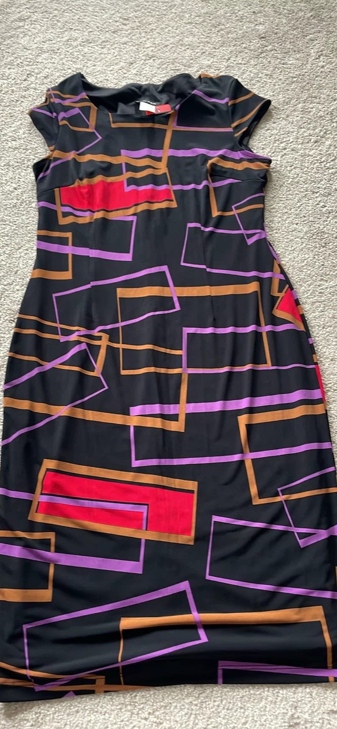 Women's Black Geometric Print Dress