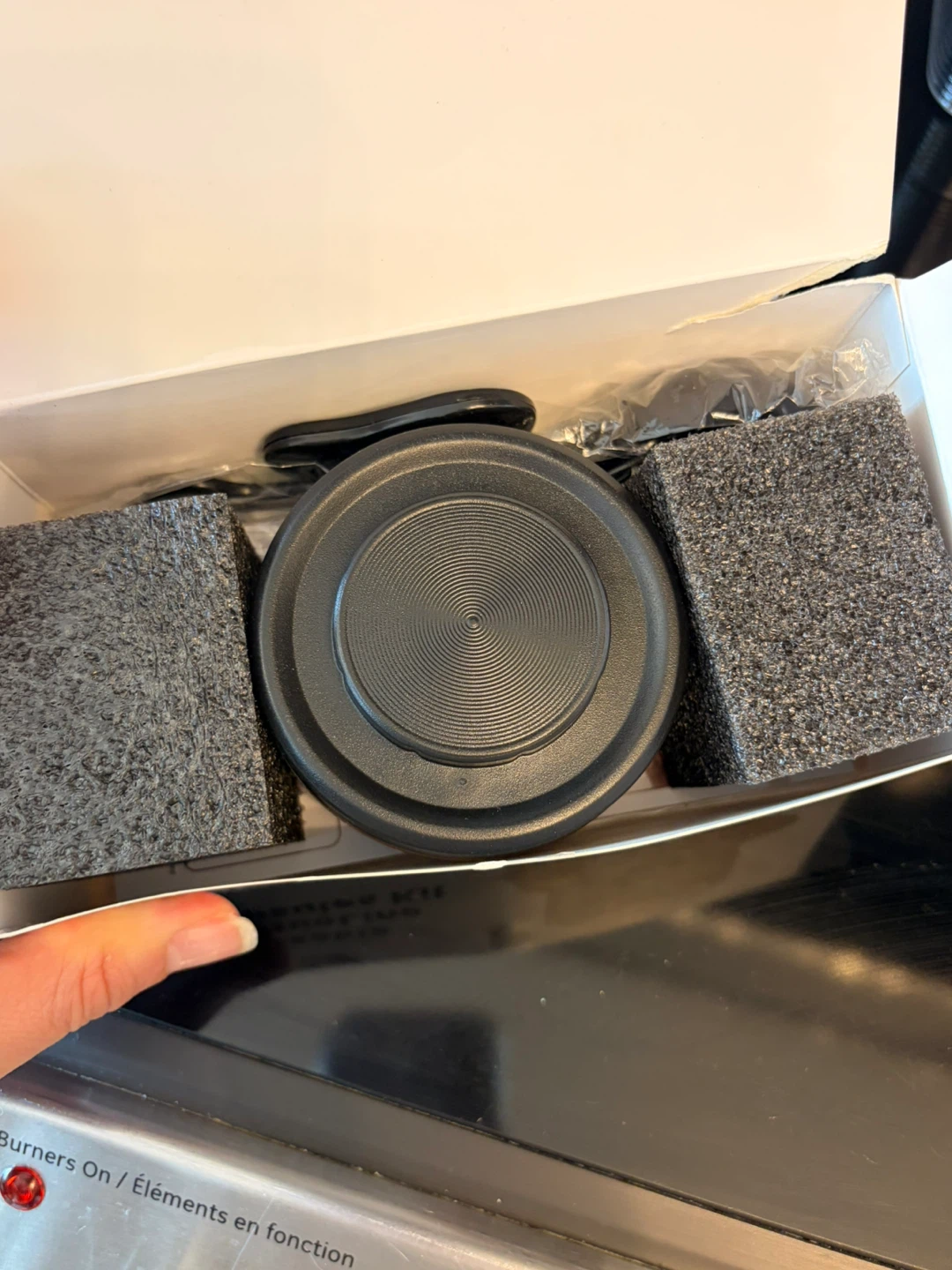 Nespresso Vertuo + Reusable Pod Kit – Great Condition - photo 3