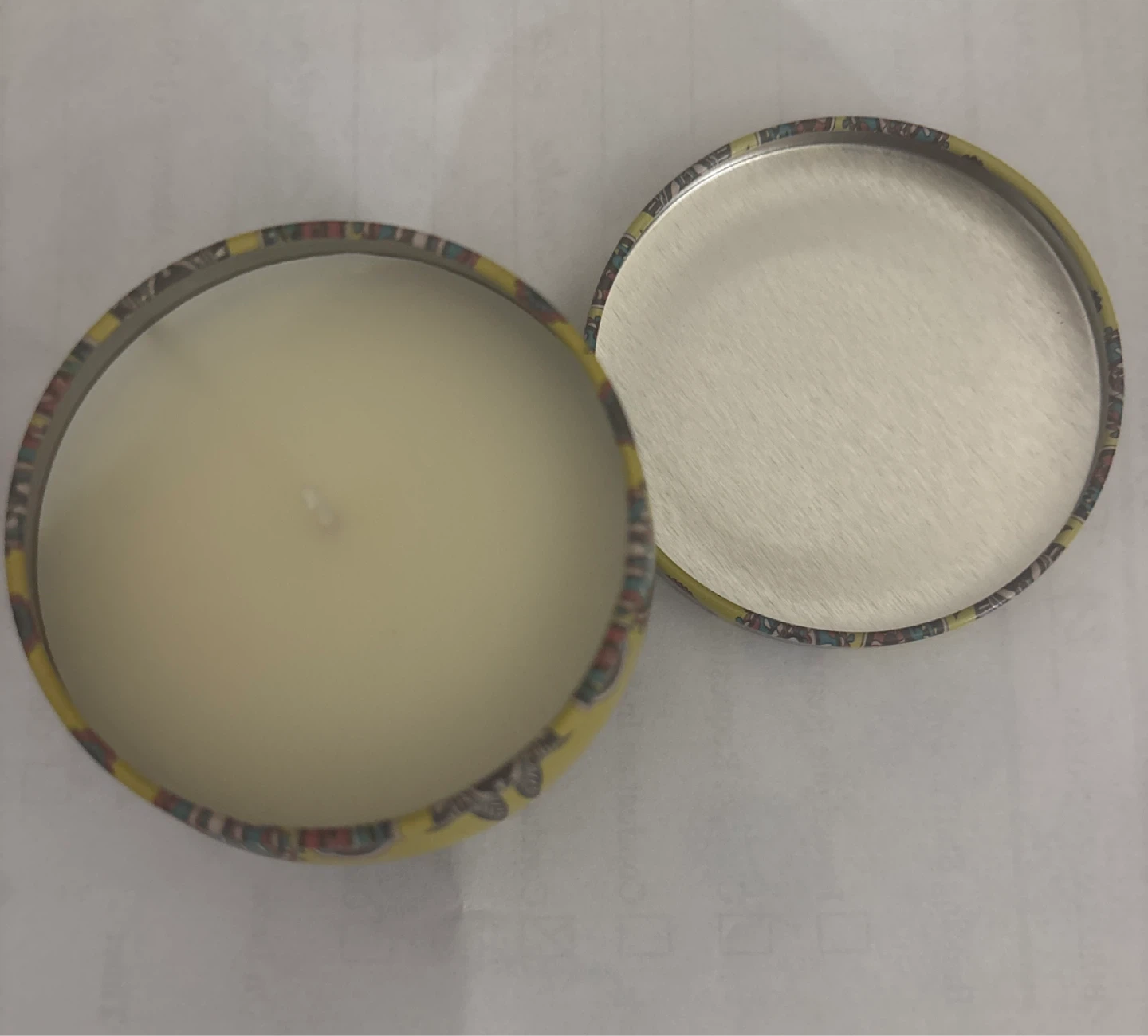 Blue Bell Candle 2.5 oz Tin - photo 3