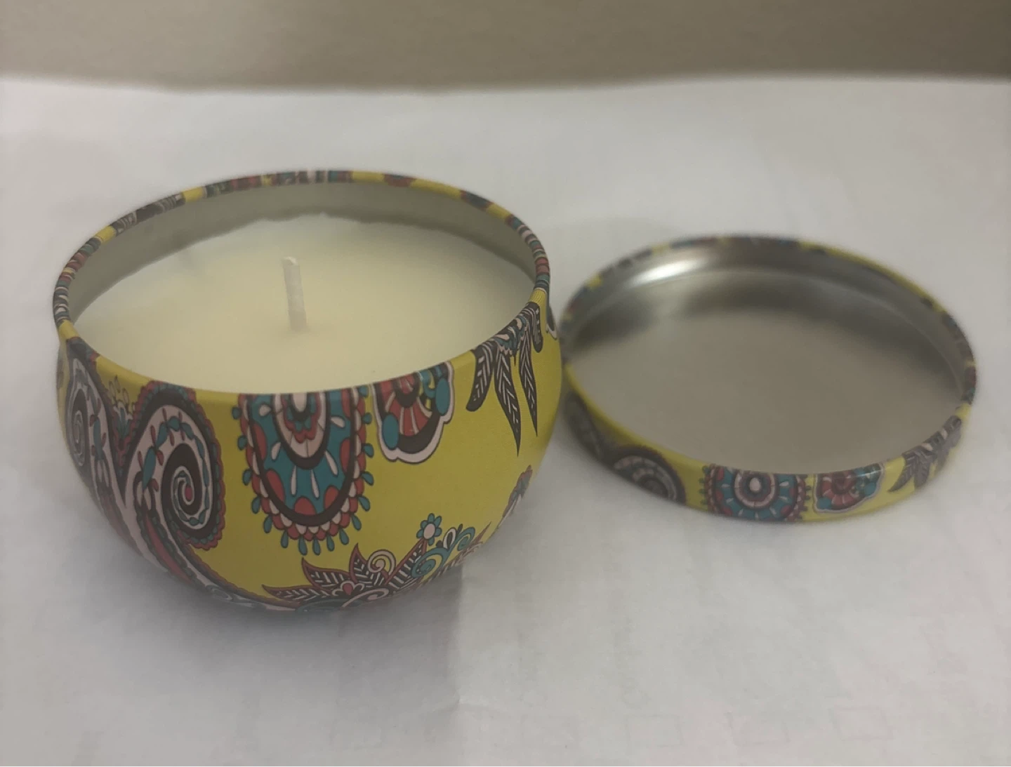 Blue Bell Candle 2.5 oz Tin - photo 4