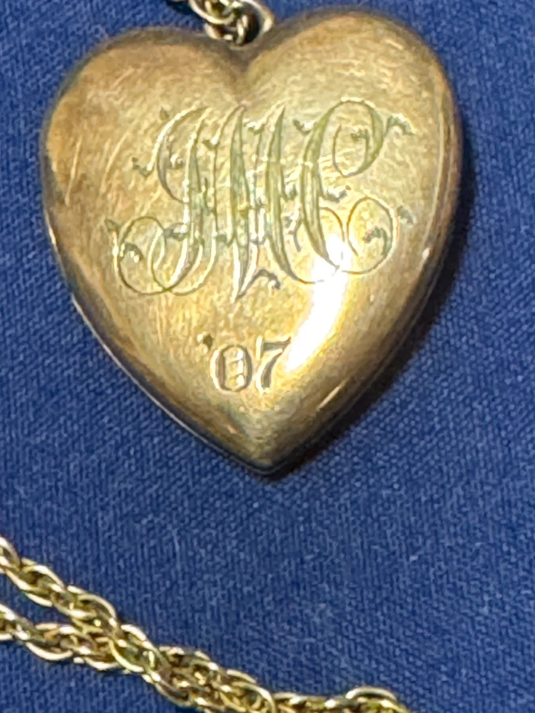 Vintage W&H Co. Heart Locket Necklace - photo 2