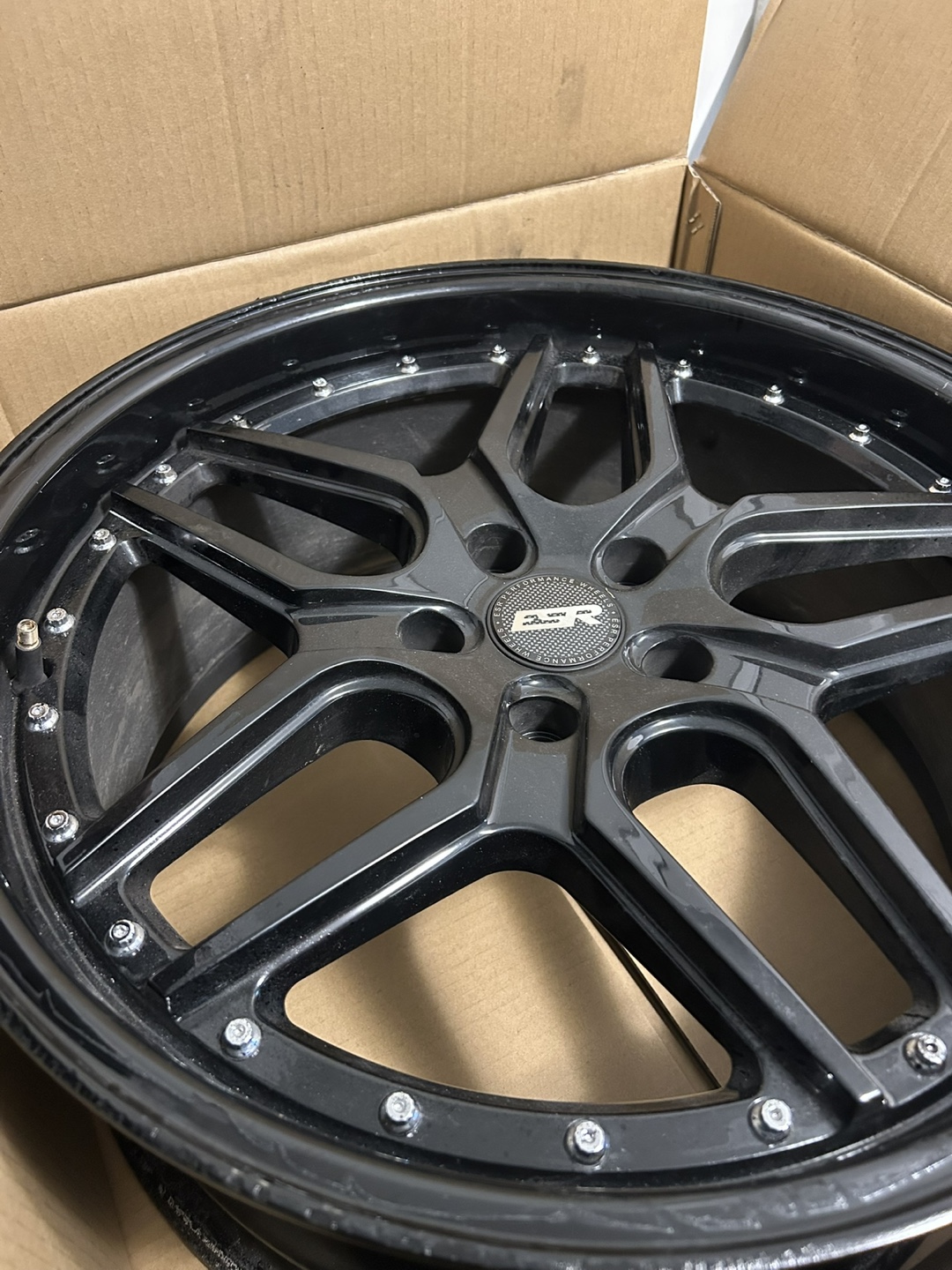 ESR CS15 Performance Wheels - 19x8.5, 5x114.3, Full Gloss Black - photo 3