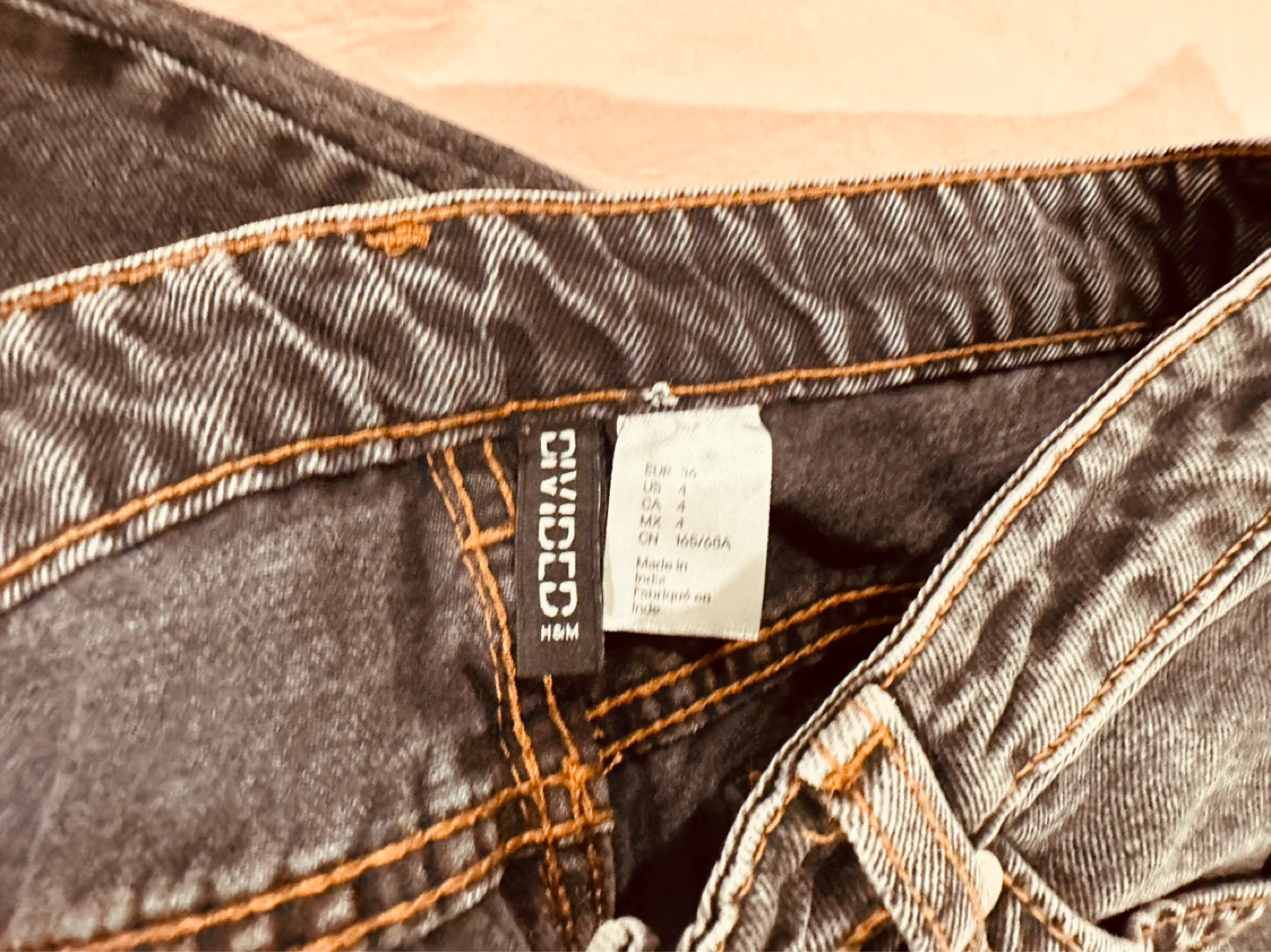 American Eagle & Divided - photo 3