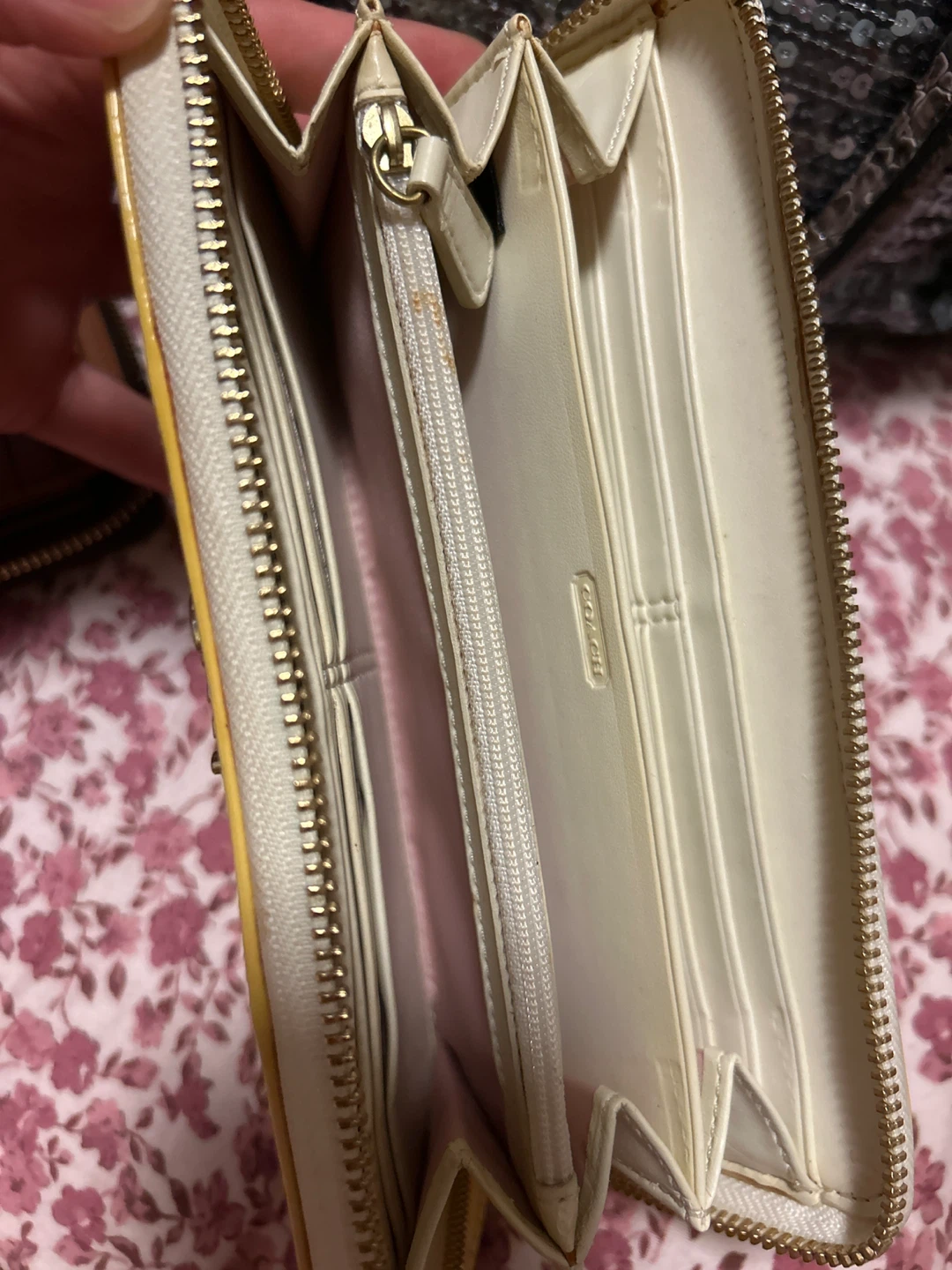 Coach Signature Zip Around Wallet - Beige/Yellow - photo 2