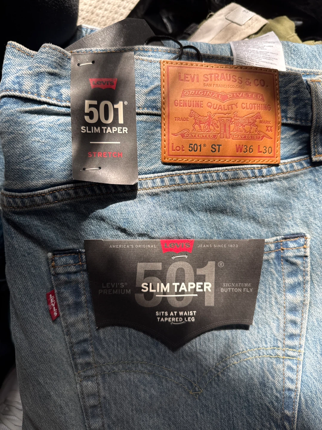 2 Levi's 501 "93 Straight" Premium Jeans