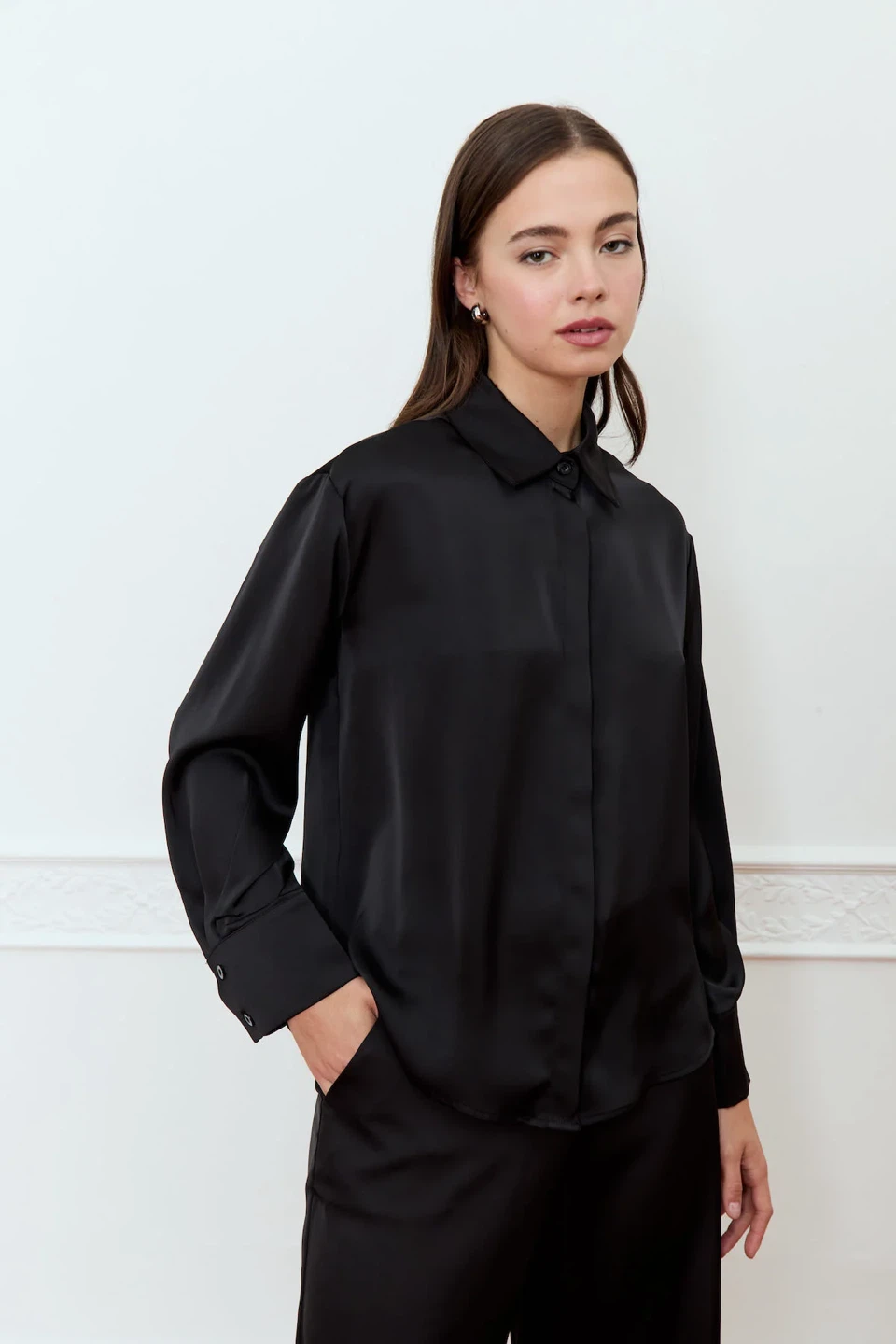 Dèluc Hosta Black Shirt