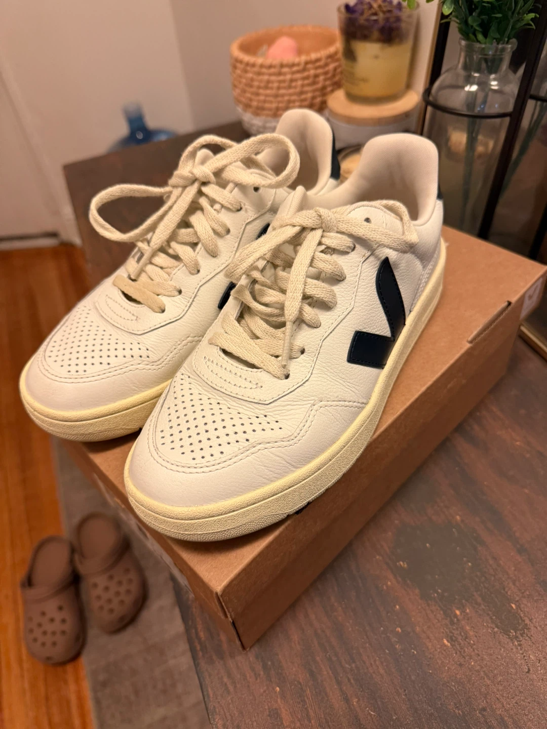 Veja V-90 Leather Low Top Sneakers - photo 2