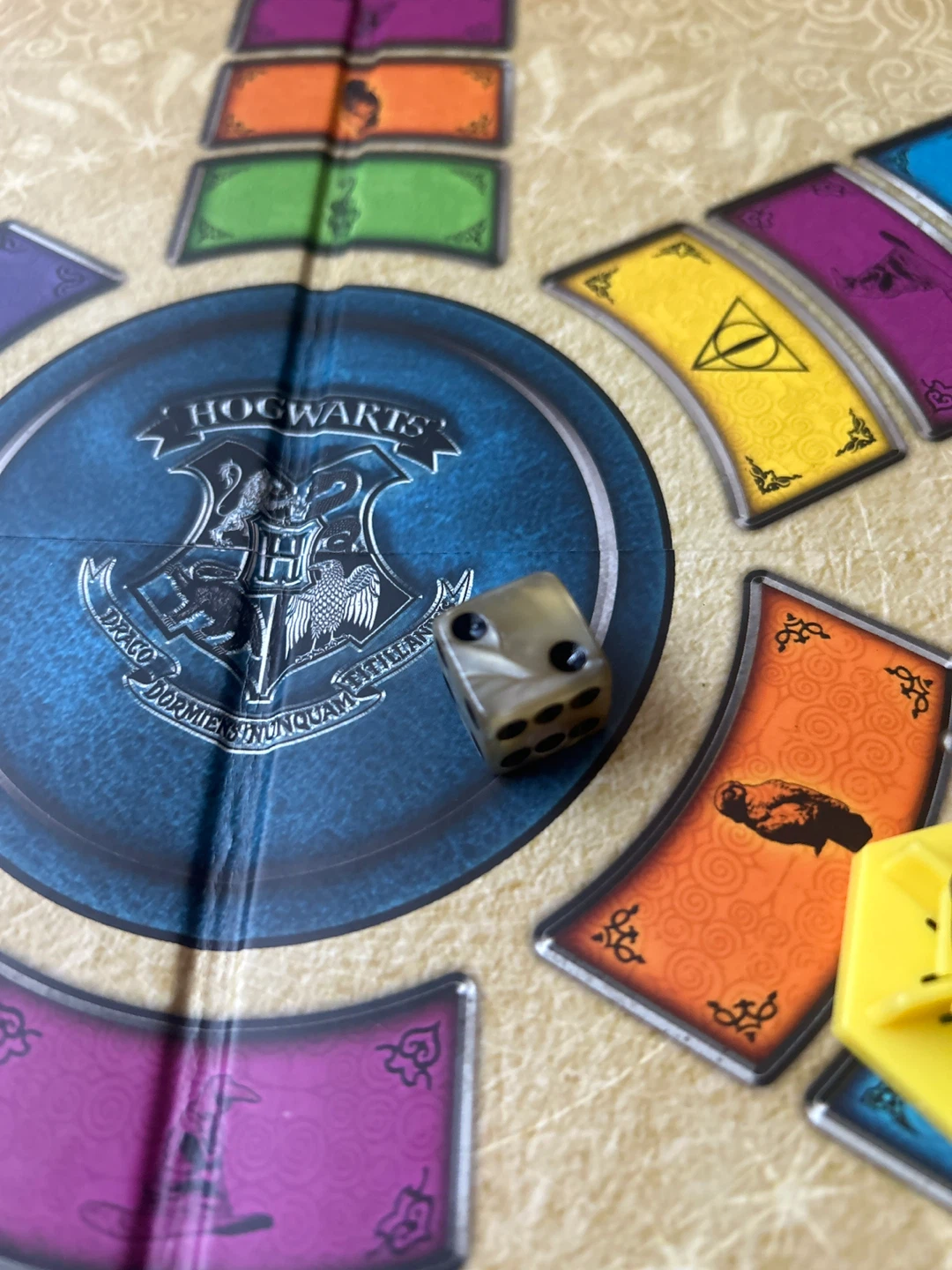 Trivial Pursuit World Harry Potter Ultimate Edition Board Game - photo 4