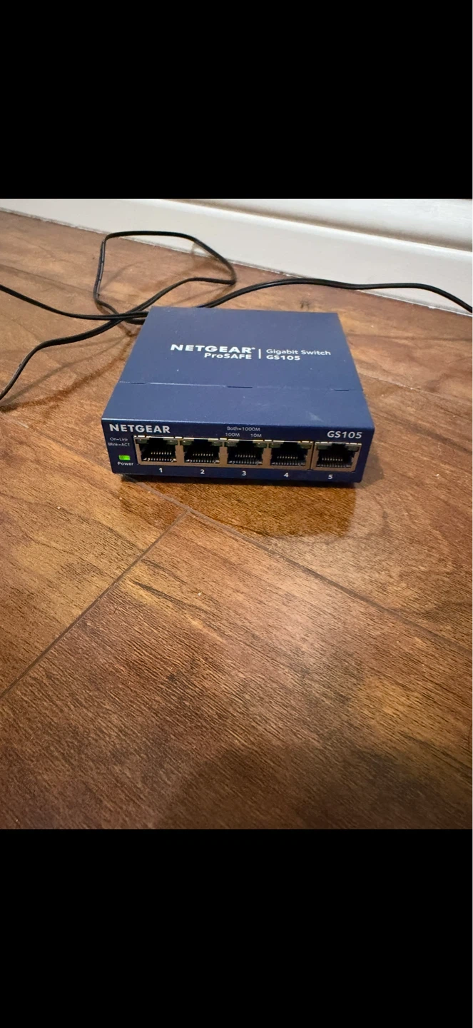 Netgear-1000 gbs internet switch