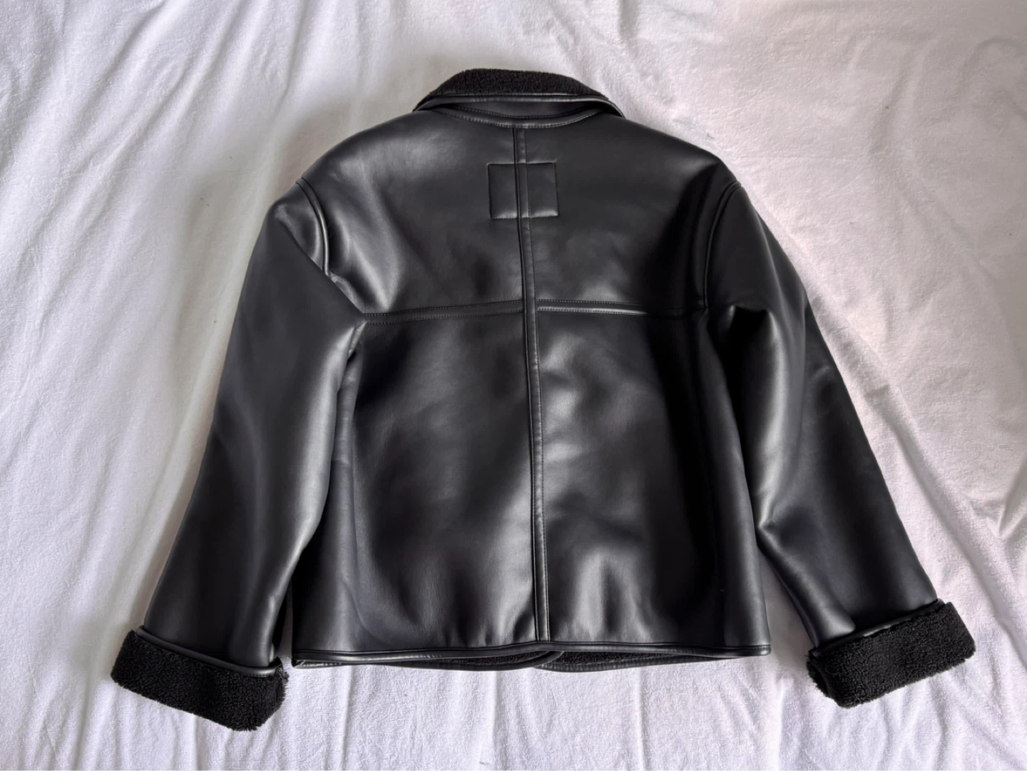 Hollister Faux Leather Sherpa Lined Jacket (size M)
