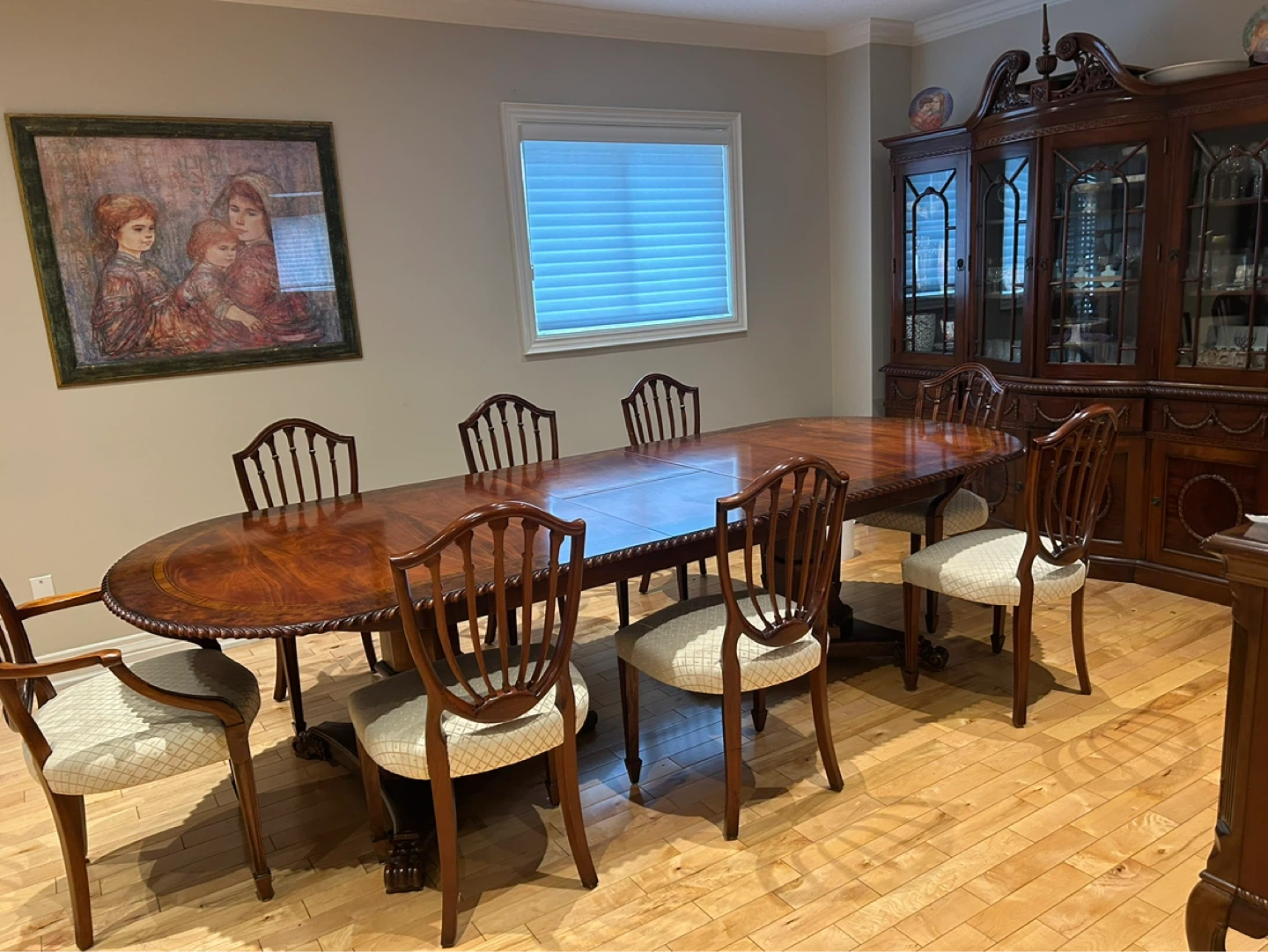 BEAUTIFUL, ELLEGANT, 11 Pc.  DINING ROOM SET - photo 3