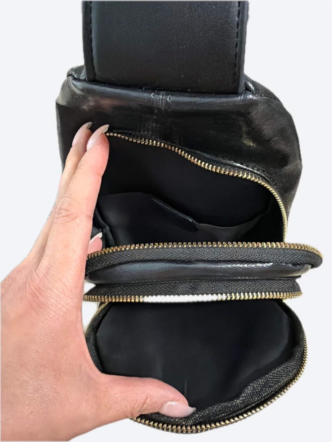 Gucci Black Monogram Sling Bag - photo 2
