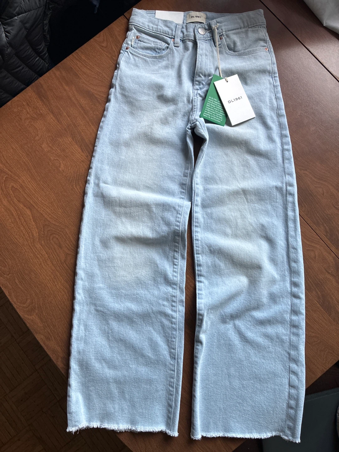 DL1961 girlsWide Leg Jeans Light Wash Size 31