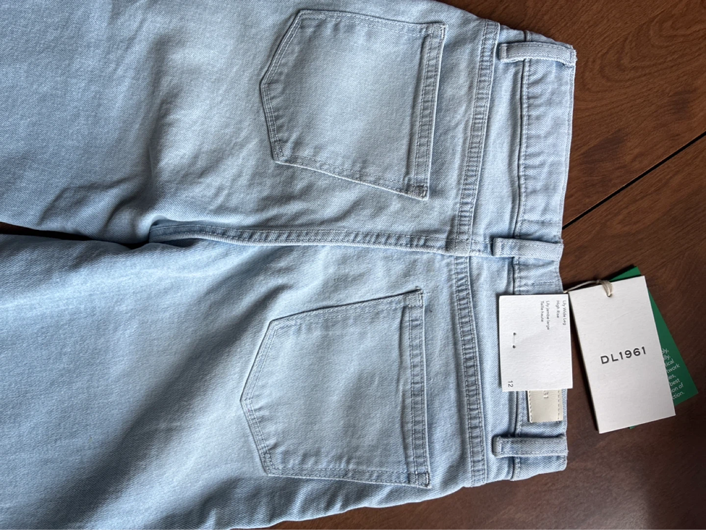 DL1961 girlsWide Leg Jeans Light Wash Size 31 - photo 3