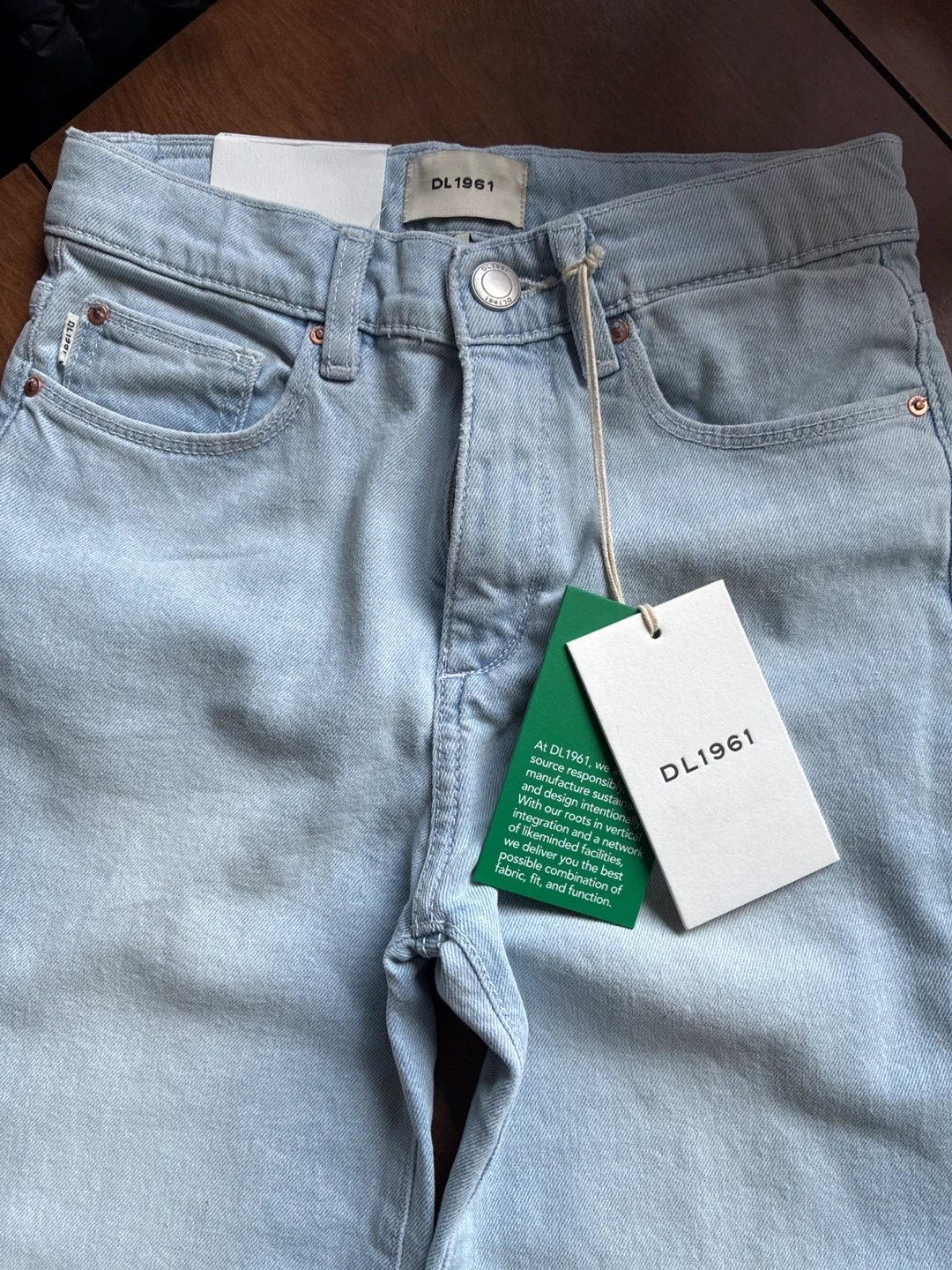 DL1961 girlsWide Leg Jeans Light Wash Size 31 - photo 2