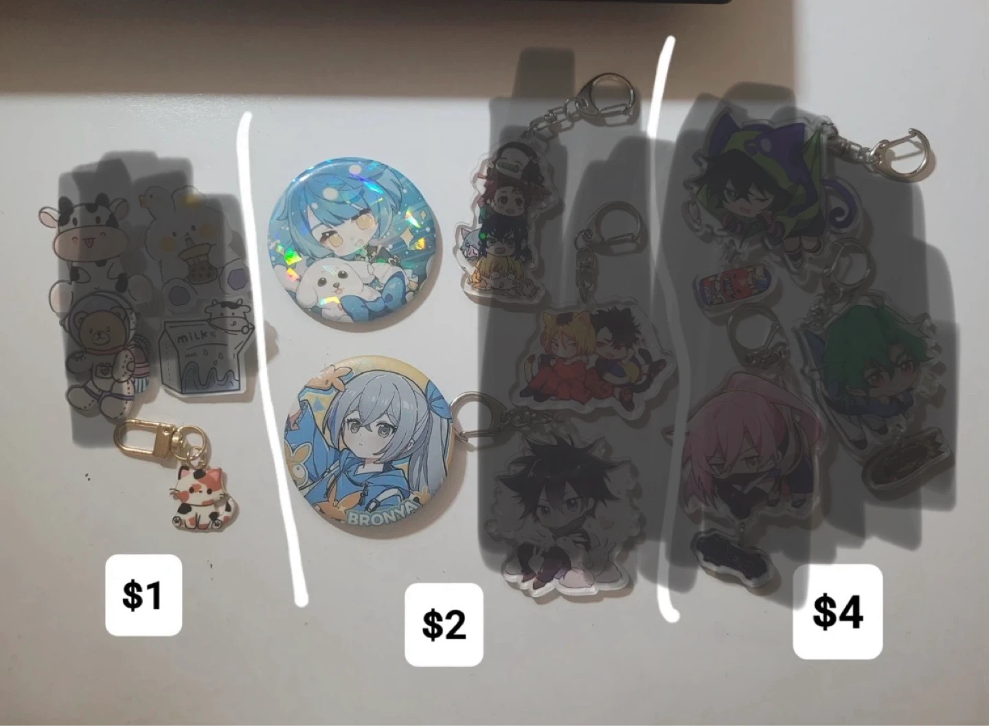 anime badge + cat keychain