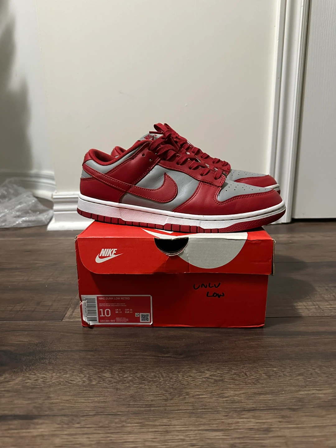 Nike Dunk Low Retro Men's Size 10 UNLV - photo 3