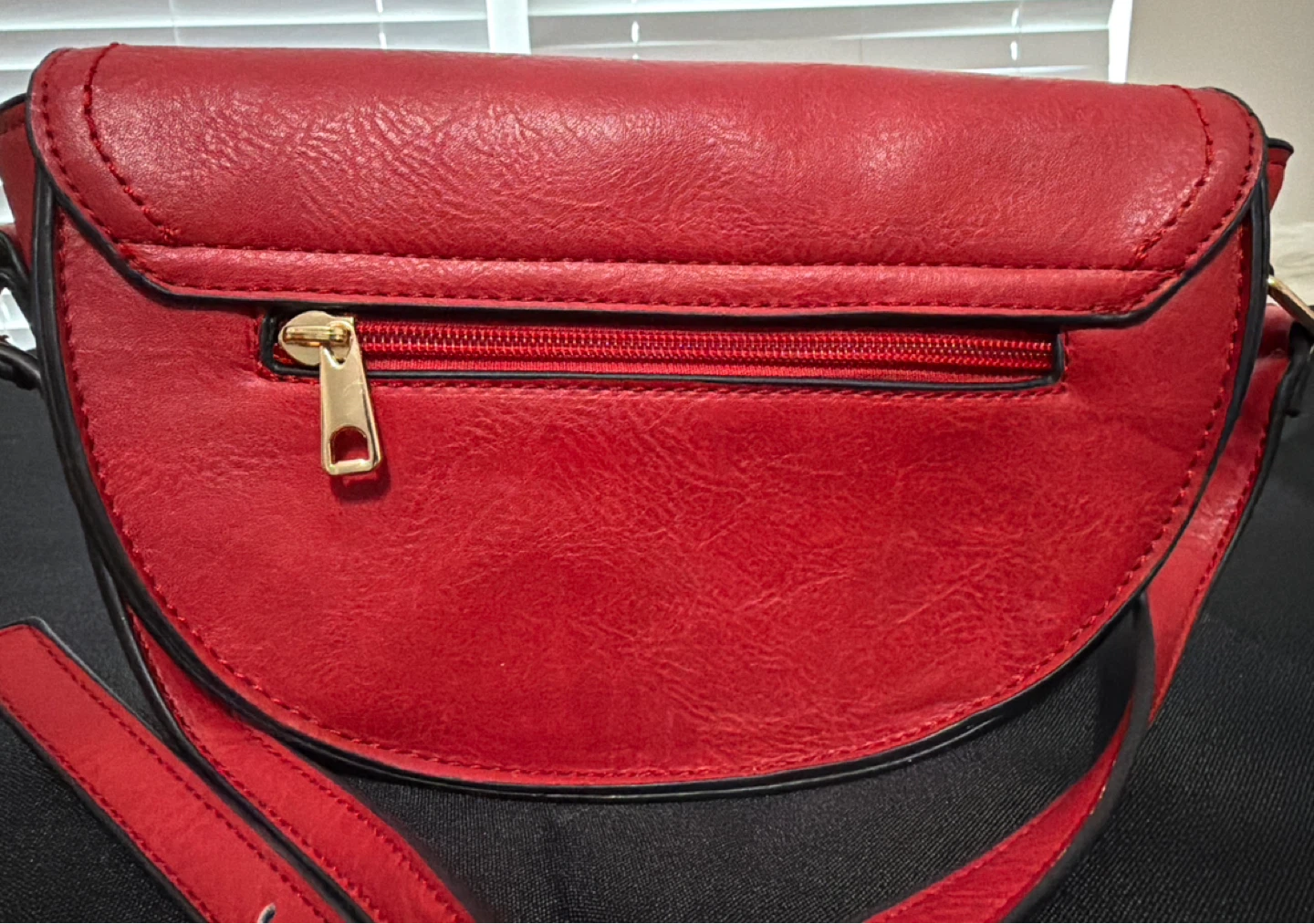 Red Crossbody Purse - photo 3