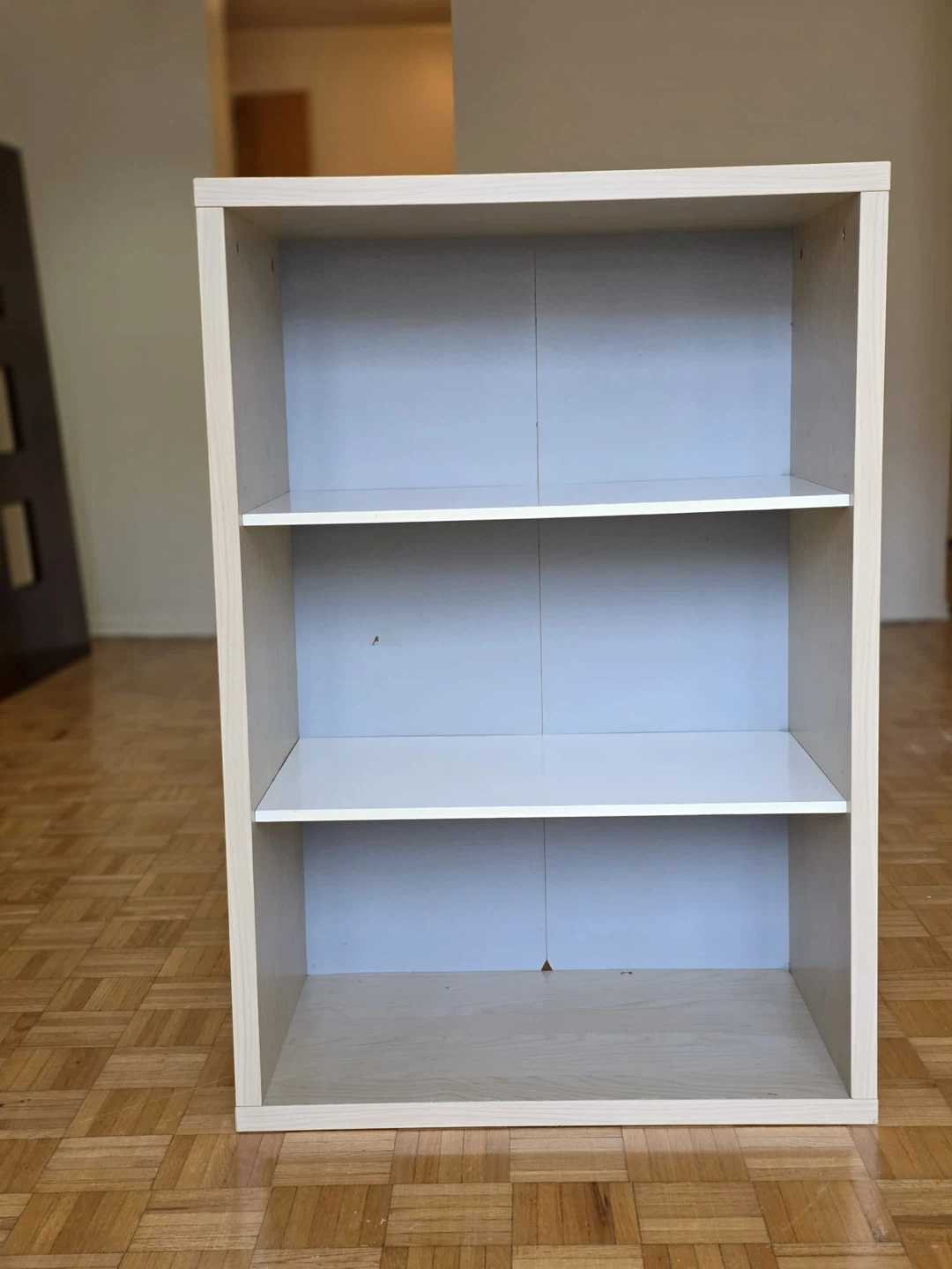 3-shelf bookshelf