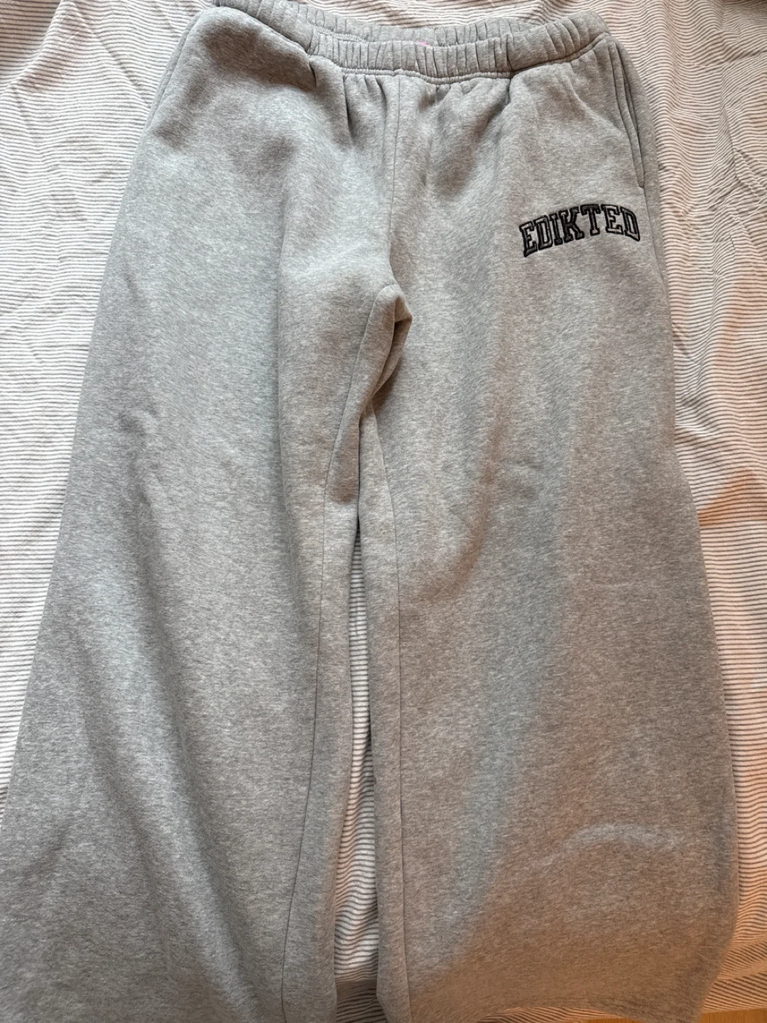 EDIKTED Grey Sweatpants - XL
