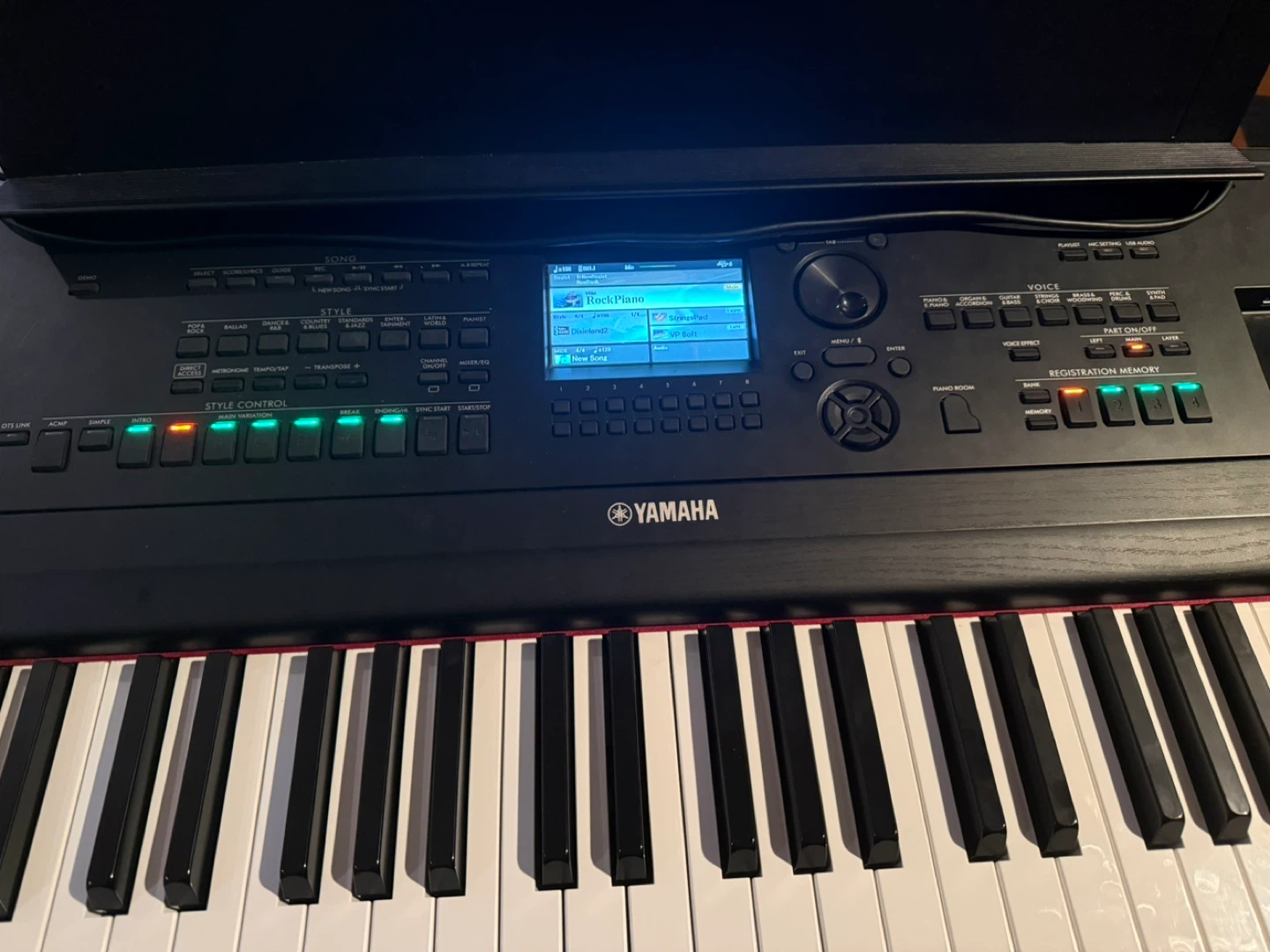 Yamaha Digital Piano - photo 2