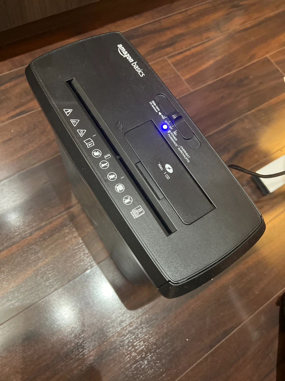 Amazon Basics Shredder