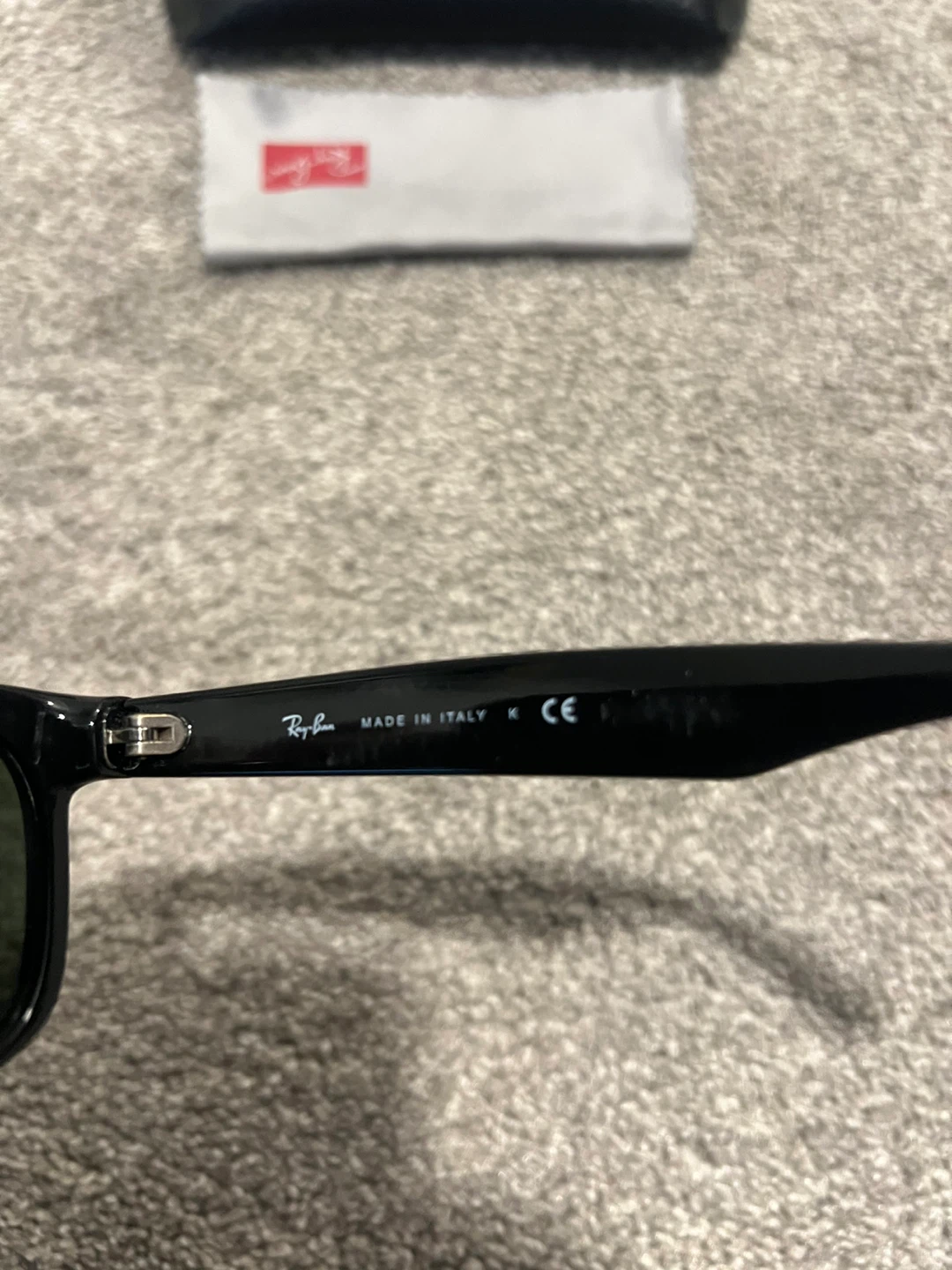 Ray-Ban New Wayfarer Sunglasses RB 2132-F - photo 3