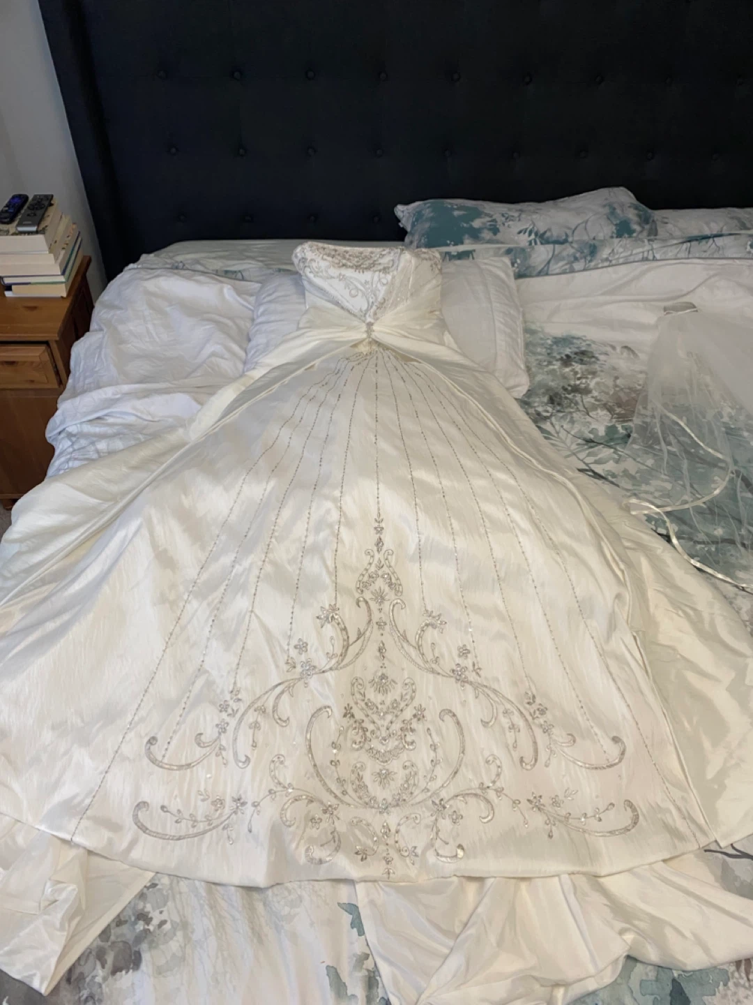 Size 8/10 White Strapless Wedding Dress with Beading
