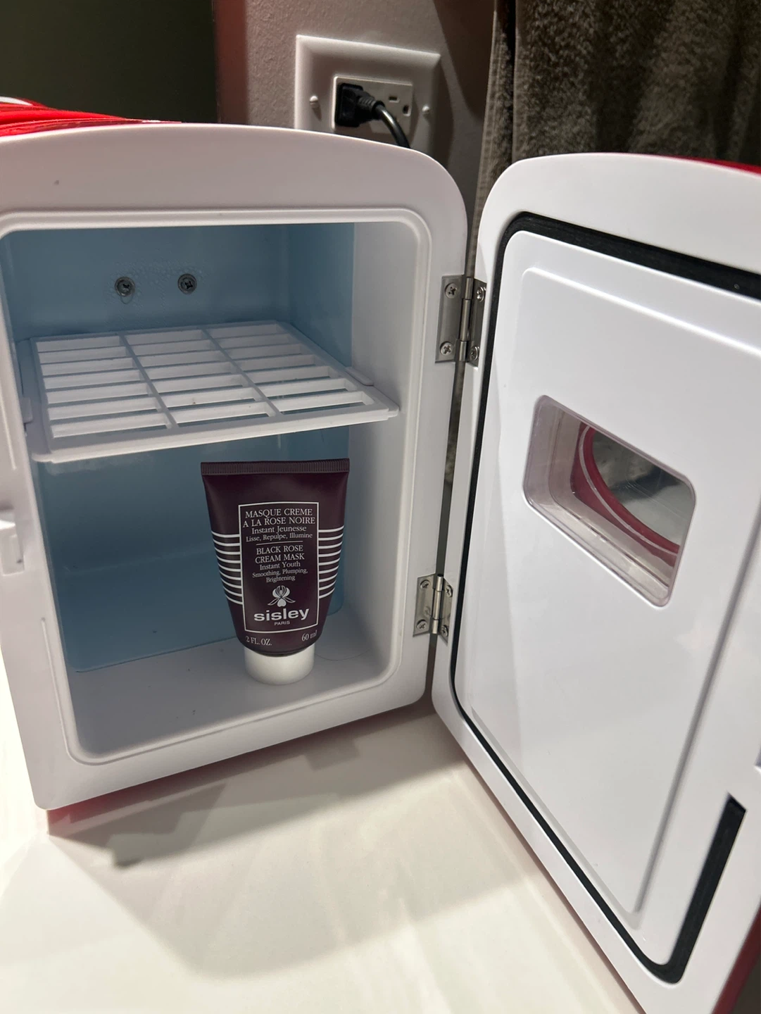 Mini Fridge - photo 3