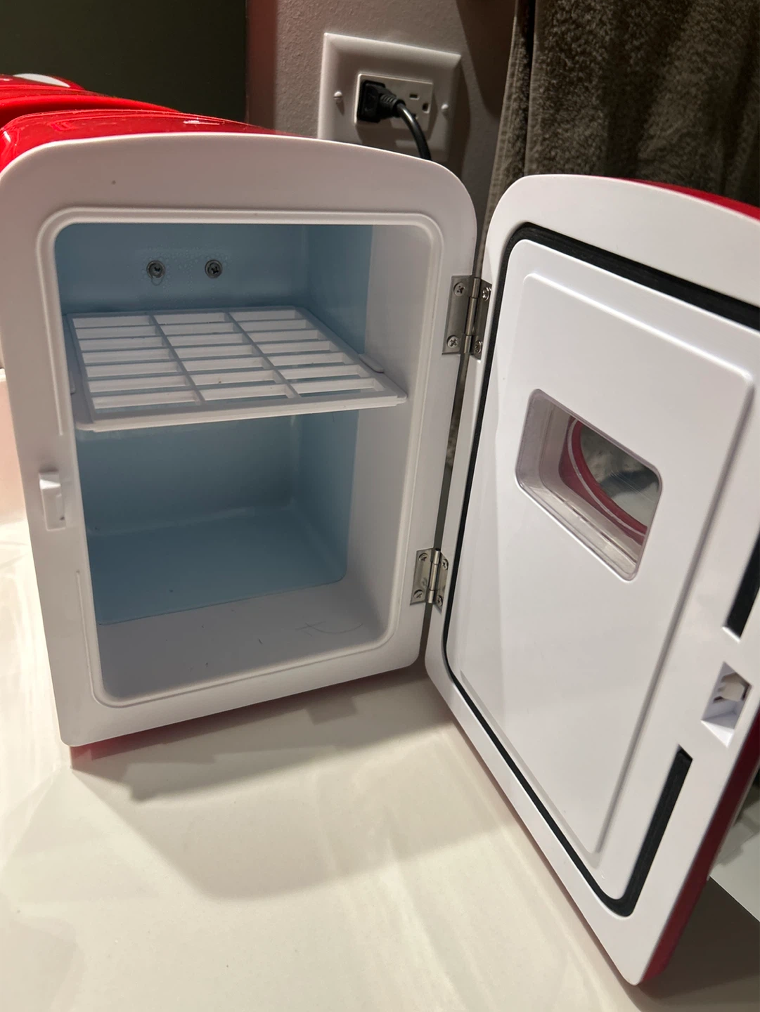 Mini Fridge - photo 2