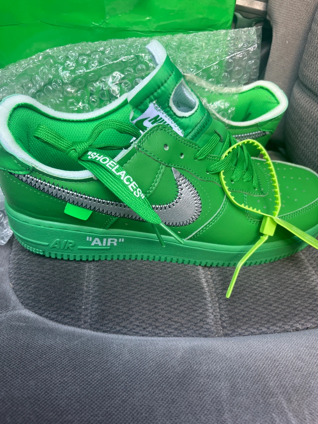 Nike Air Force 1 Low "The Ten" Off-White Green - photo 2