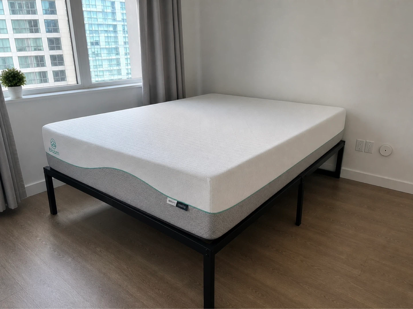 Full Bed + Mattress Set – Like New (Only 3 Months Used!)